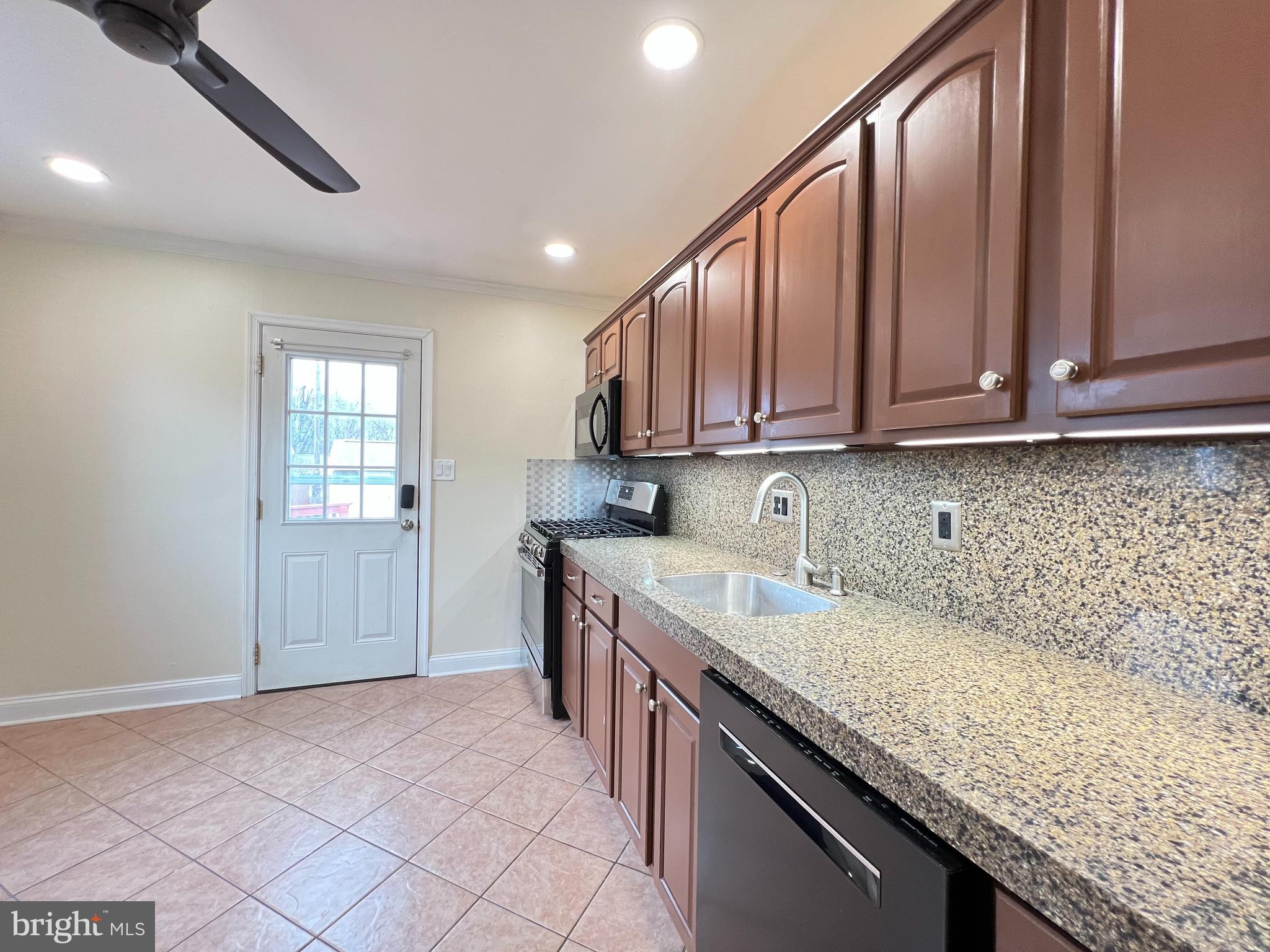 ARDSLEY - Residential