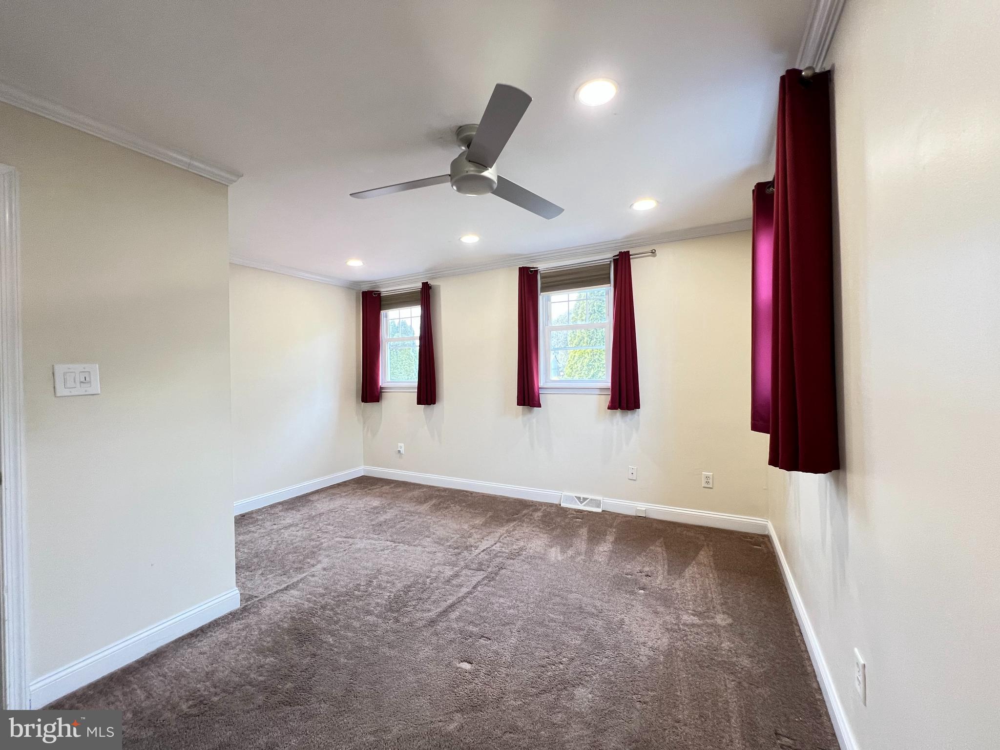 ARDSLEY - Residential