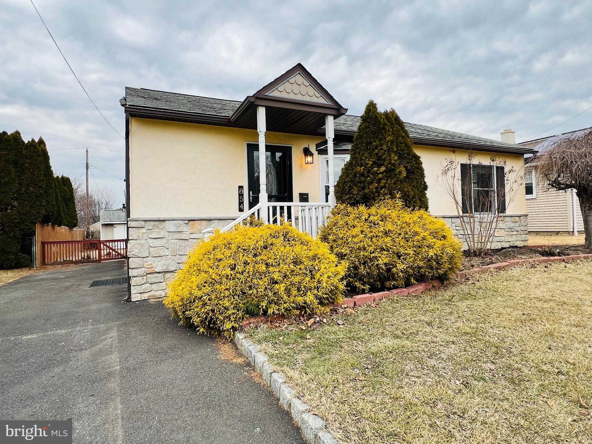 ARDSLEY - Residential