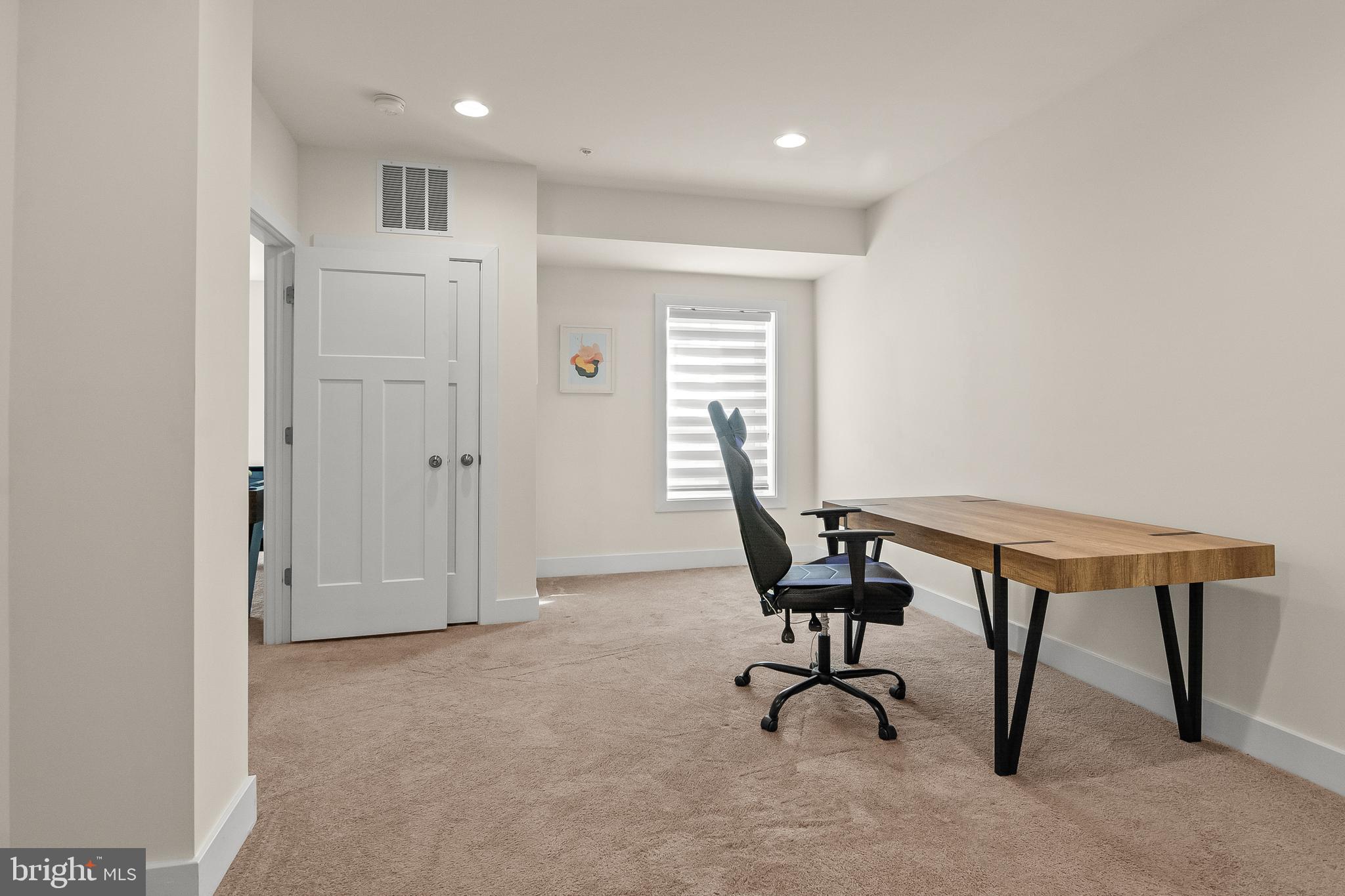 SOUTHERN HILLS - Residential