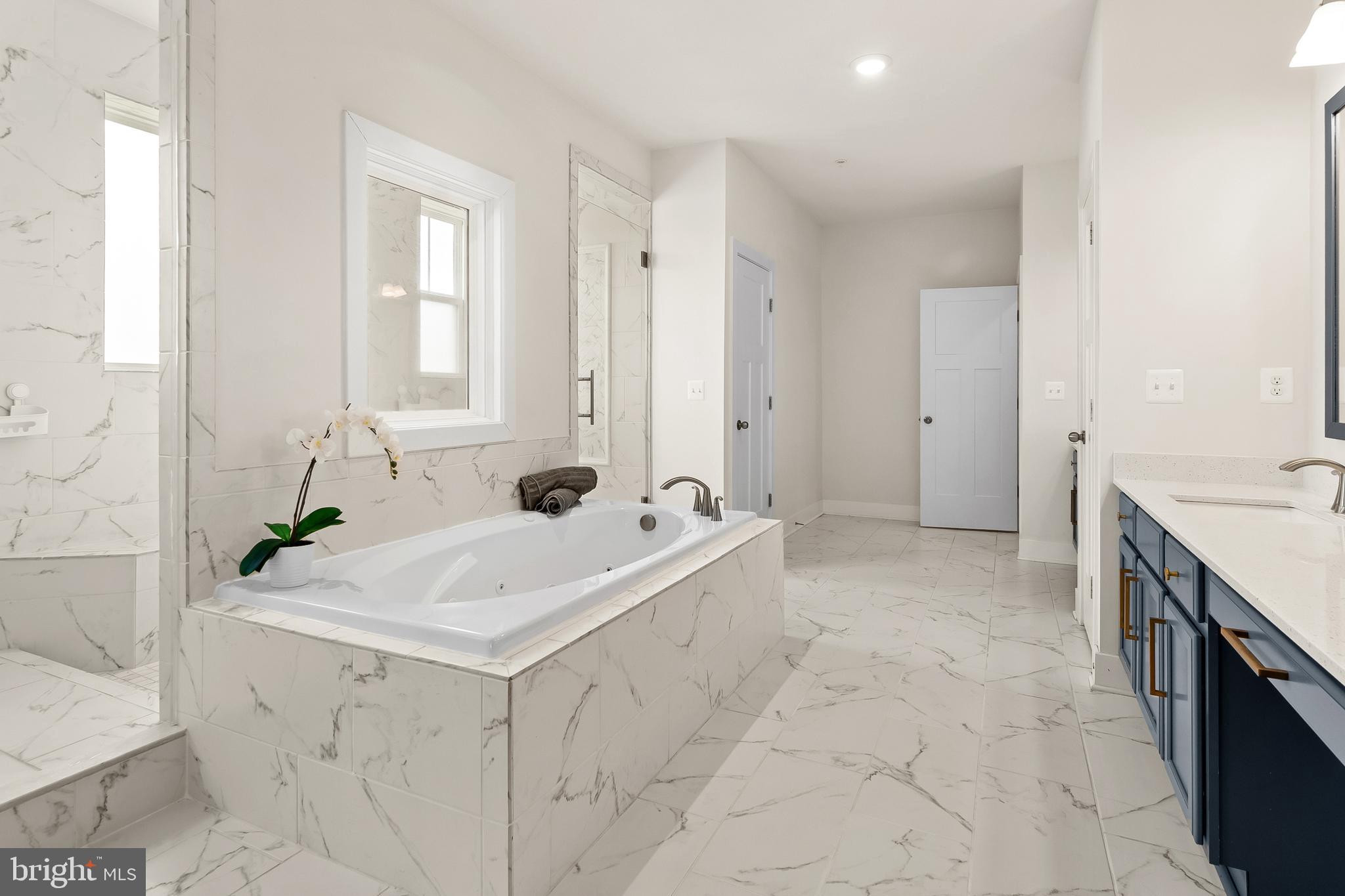 SOUTHERN HILLS - Residential