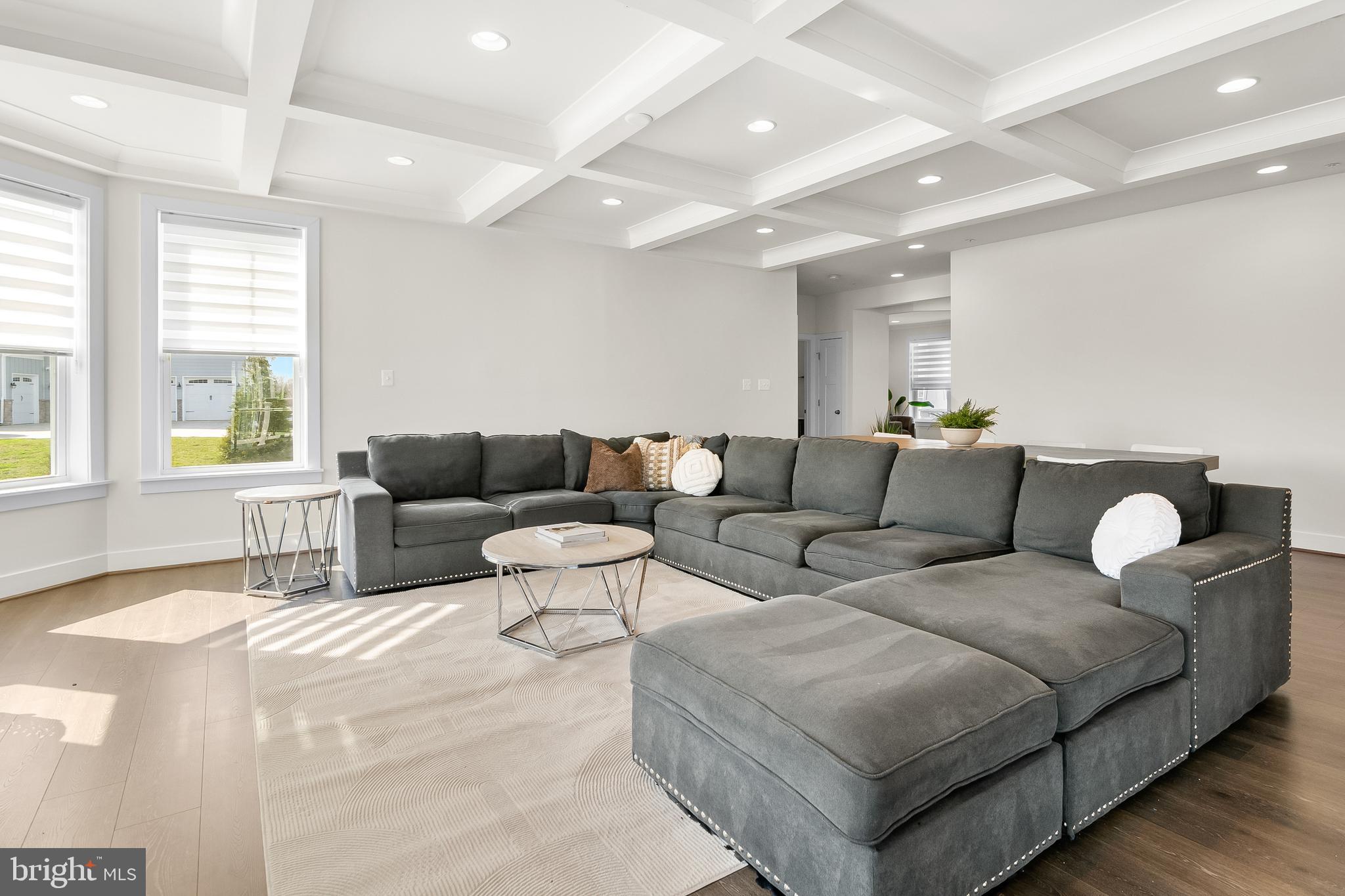 SOUTHERN HILLS - Residential