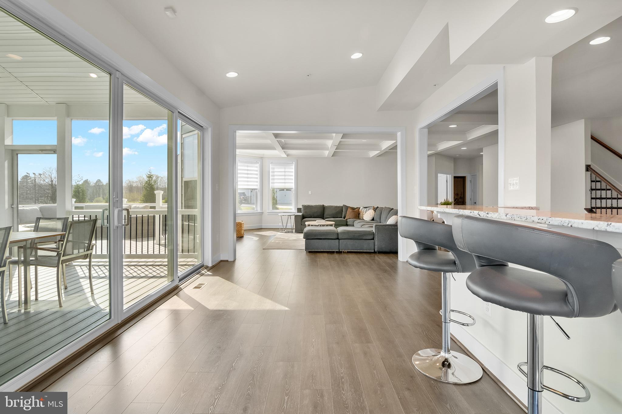 SOUTHERN HILLS - Residential