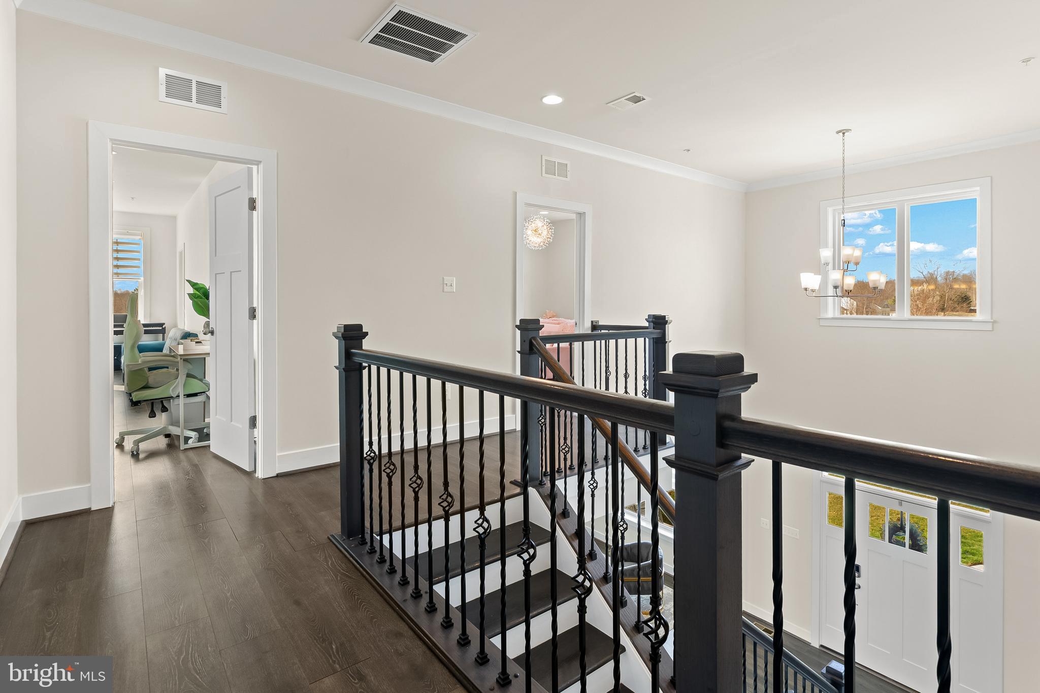 SOUTHERN HILLS - Residential