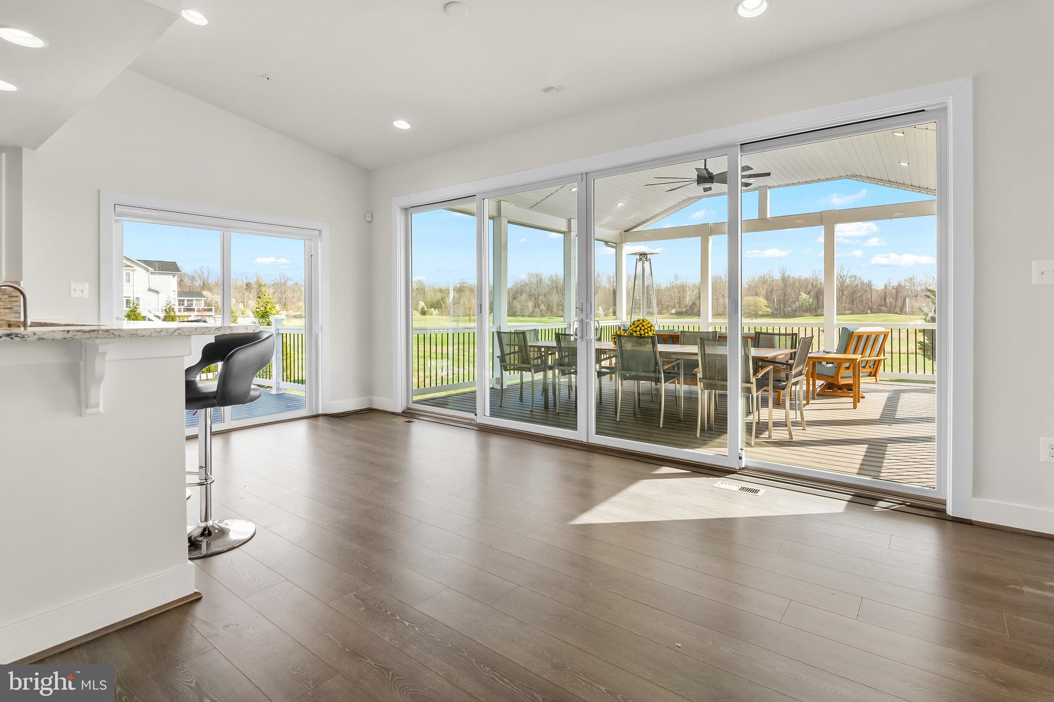 SOUTHERN HILLS - Residential