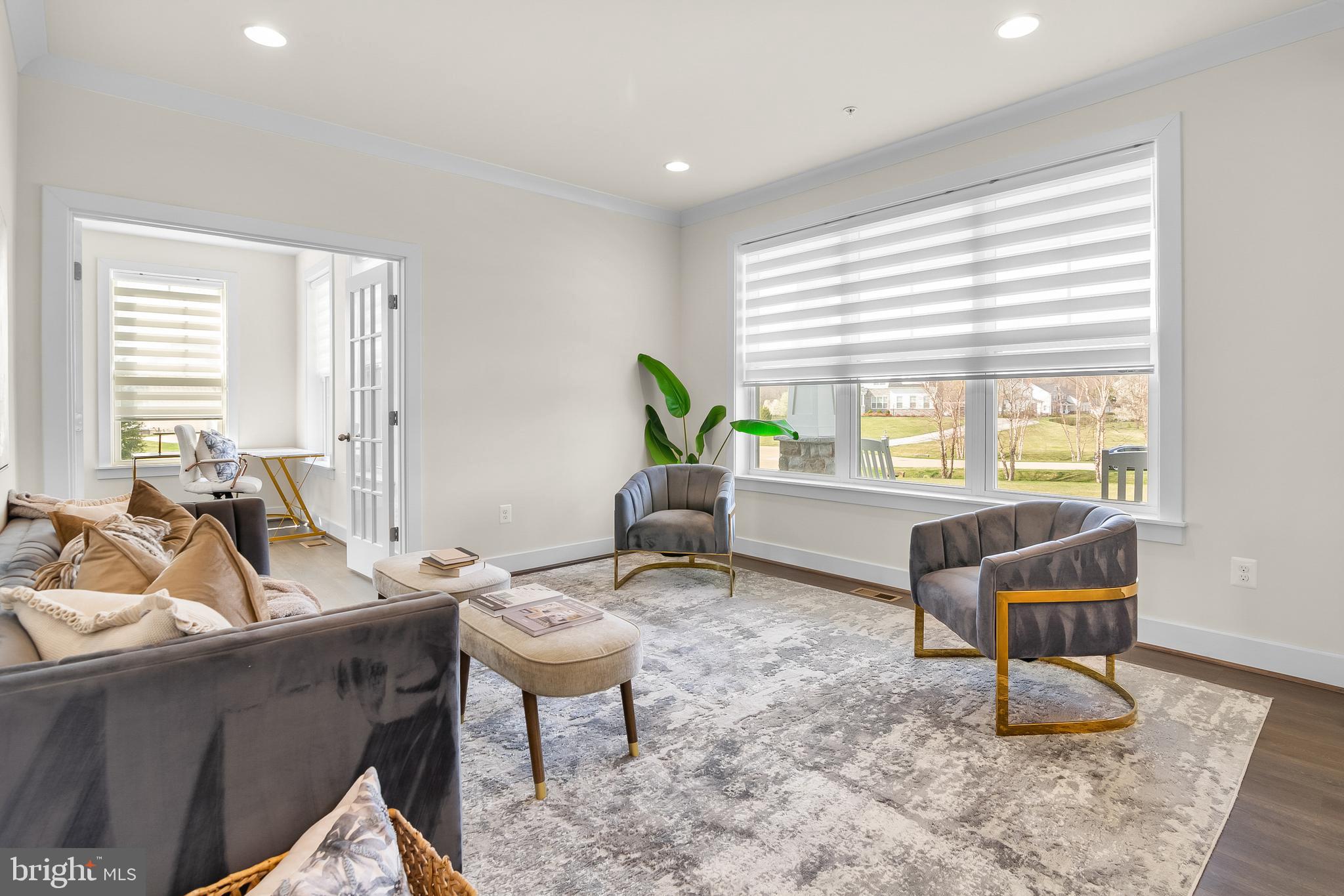 SOUTHERN HILLS - Residential