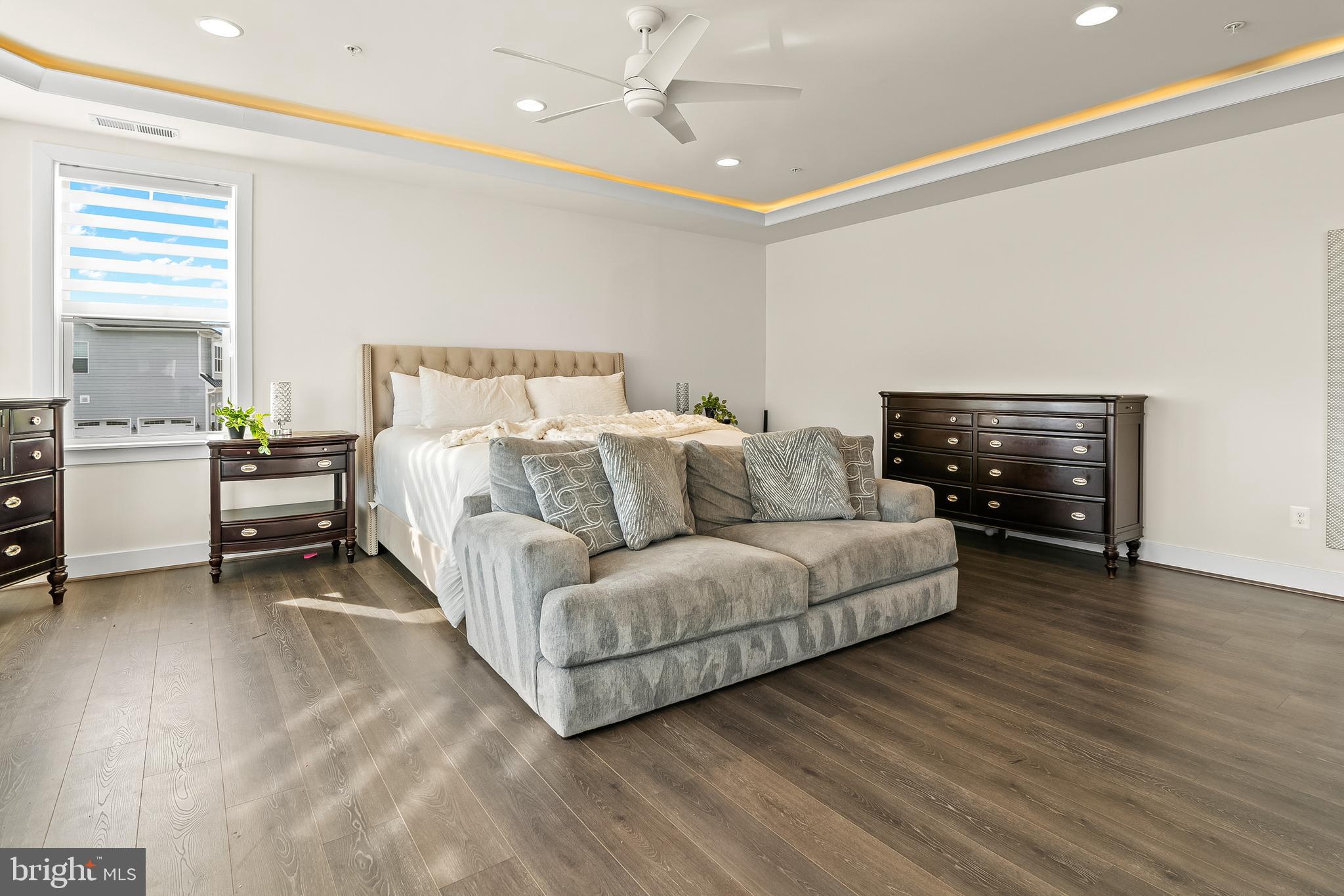 SOUTHERN HILLS - Residential