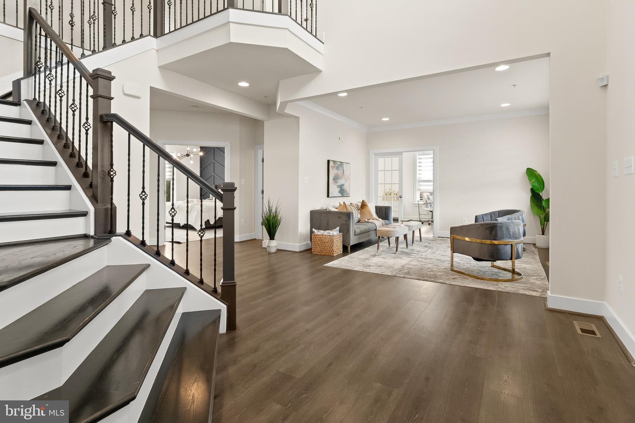 SOUTHERN HILLS - Residential