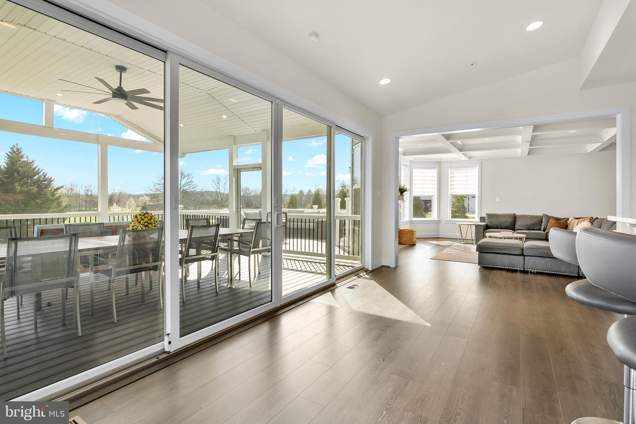 SOUTHERN HILLS - Residential