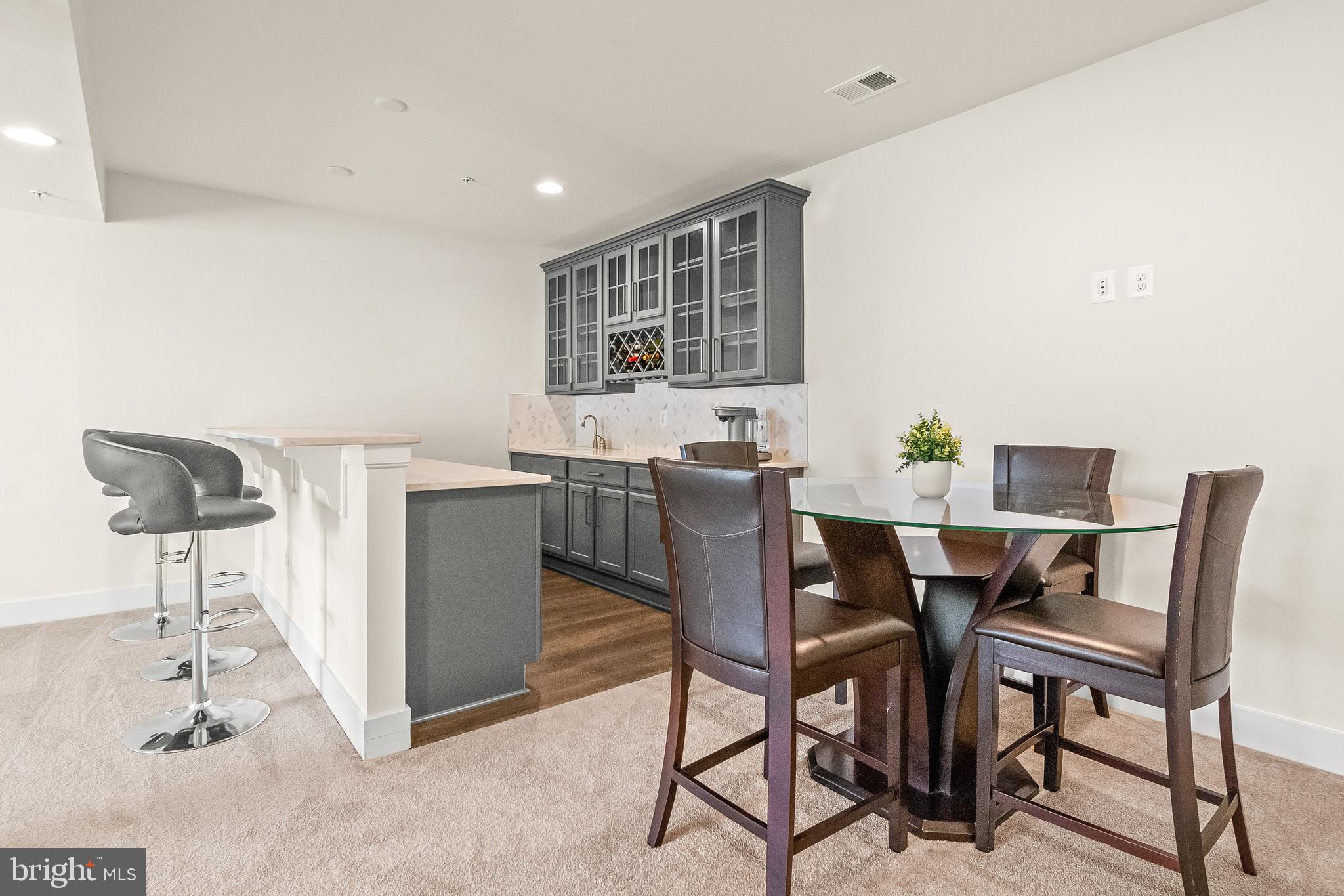 SOUTHERN HILLS - Residential