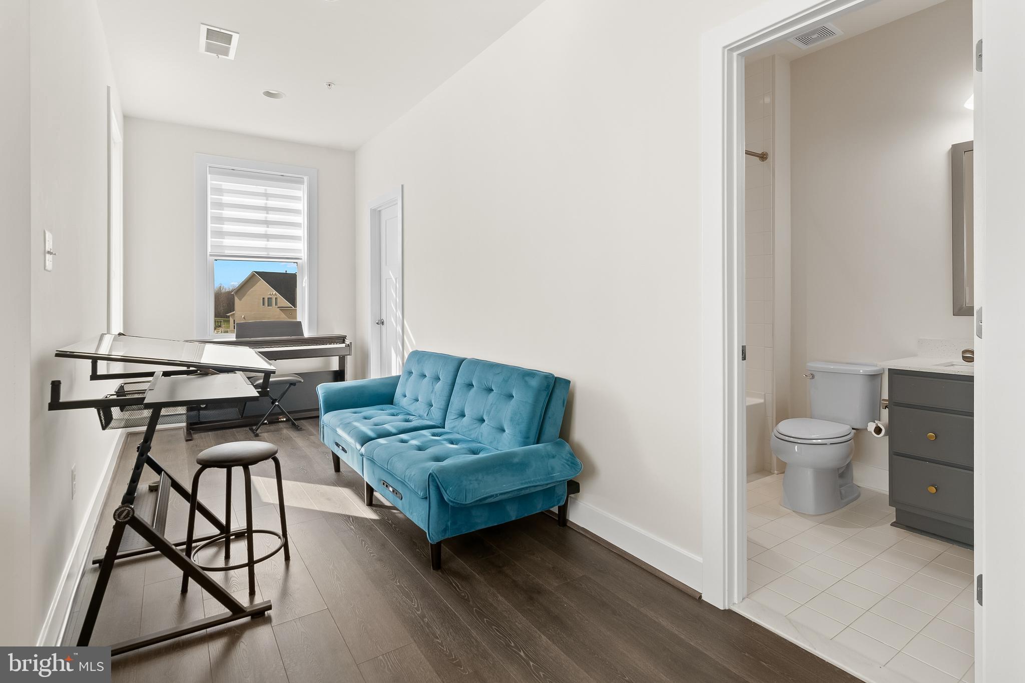 SOUTHERN HILLS - Residential