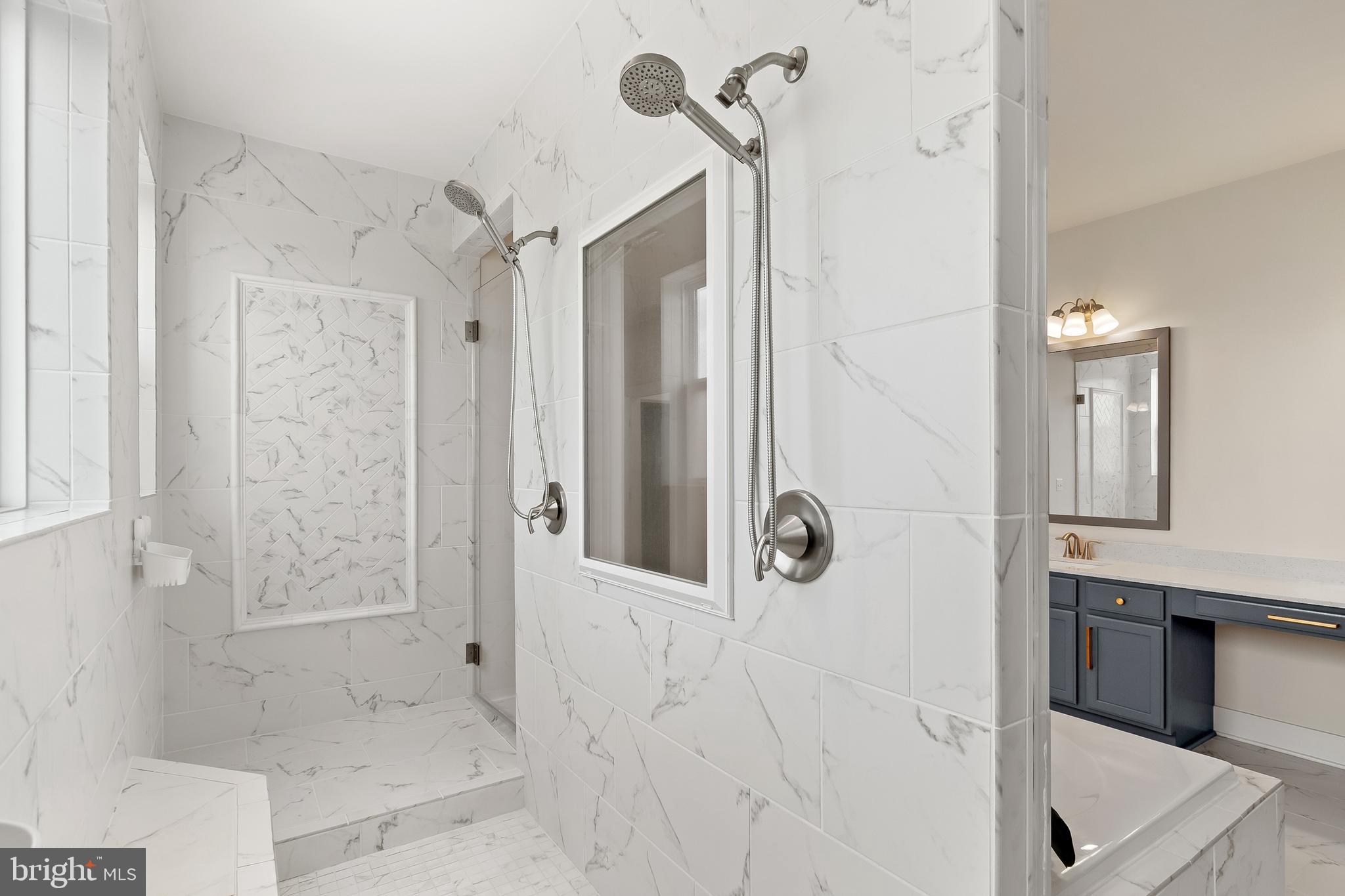 SOUTHERN HILLS - Residential