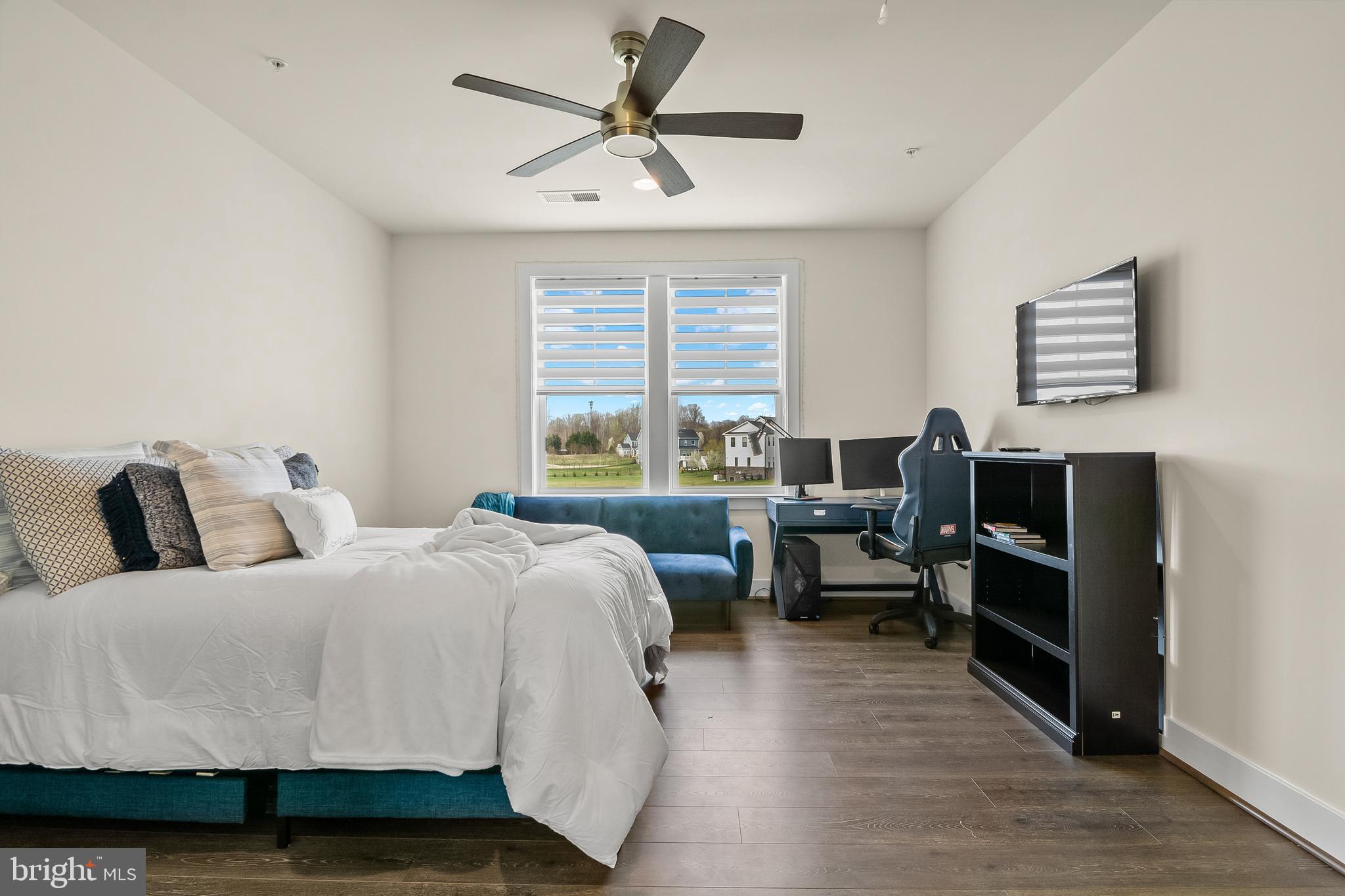 SOUTHERN HILLS - Residential