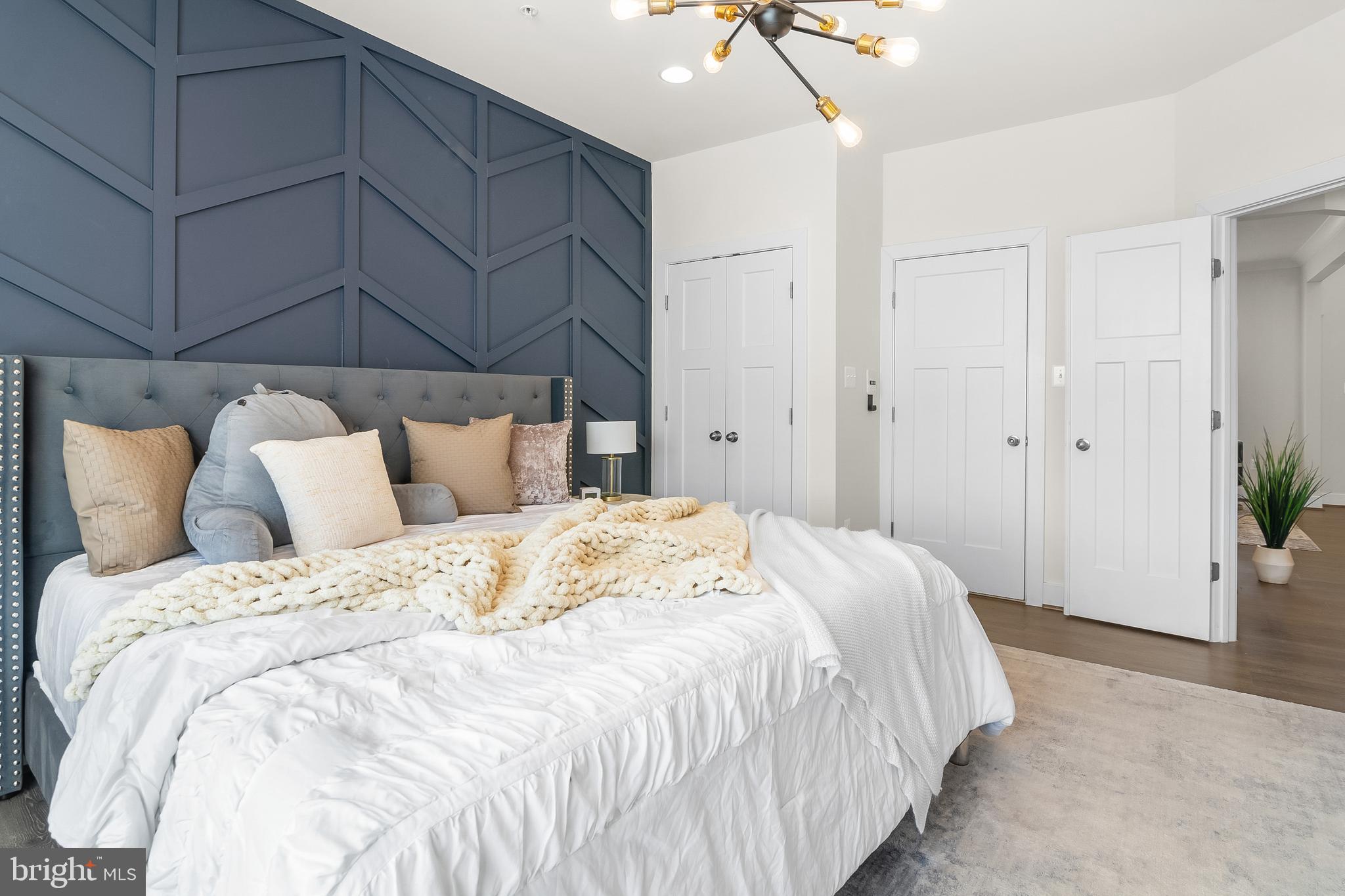 SOUTHERN HILLS - Residential