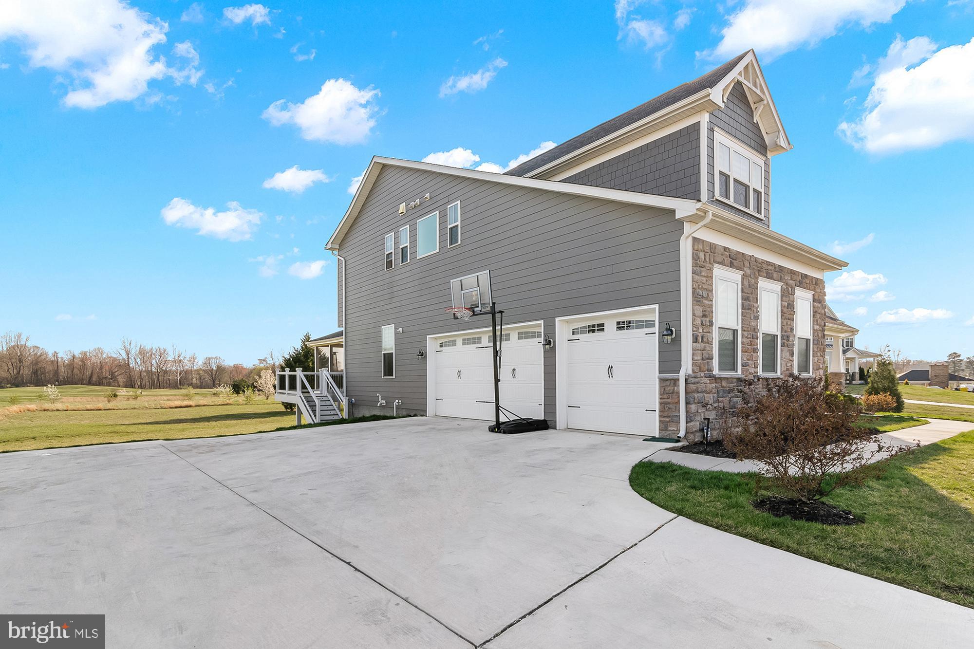 SOUTHERN HILLS - Residential