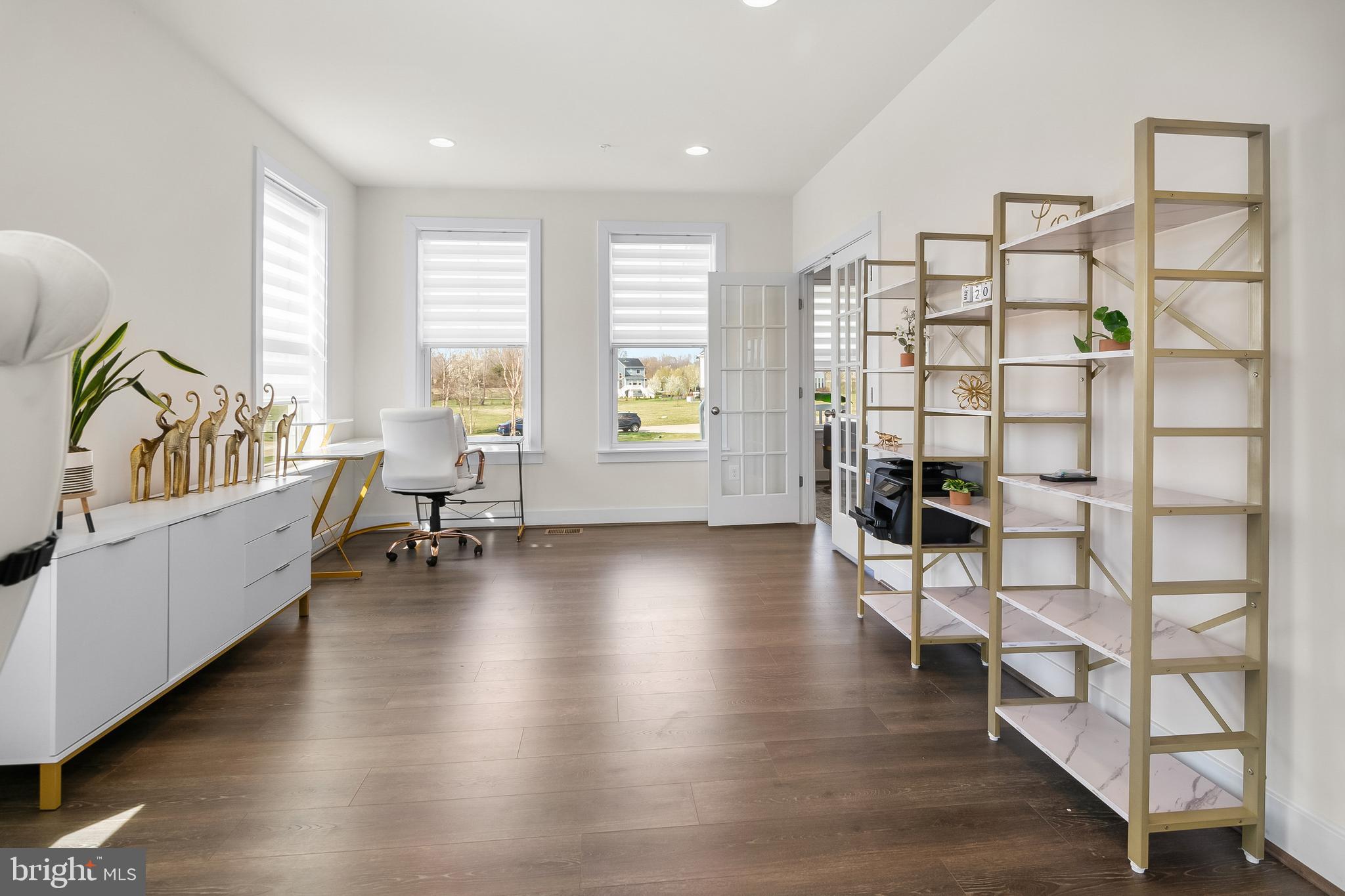 SOUTHERN HILLS - Residential