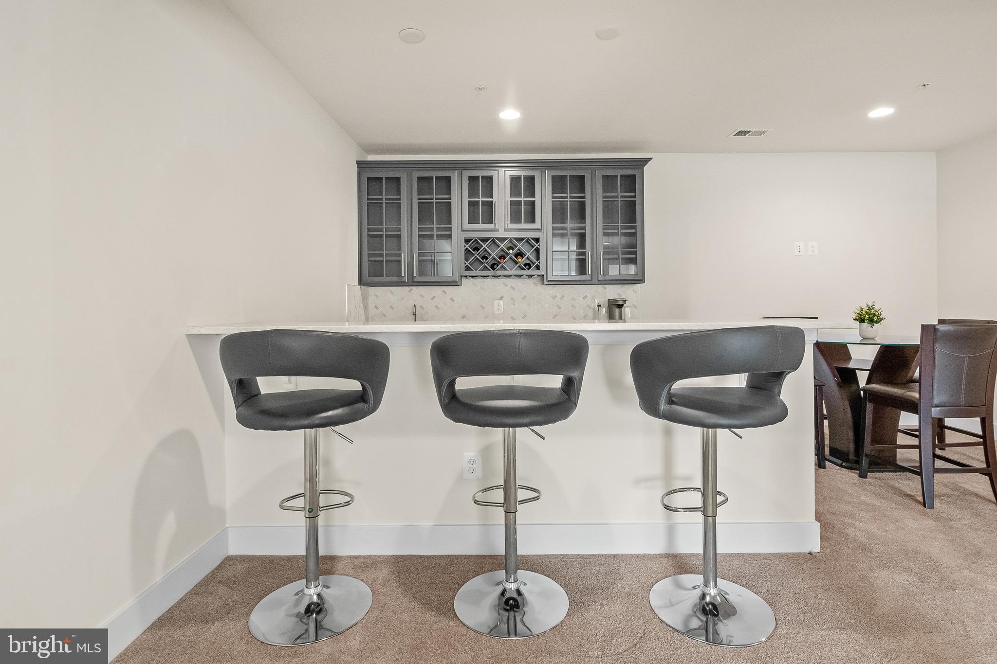 SOUTHERN HILLS - Residential