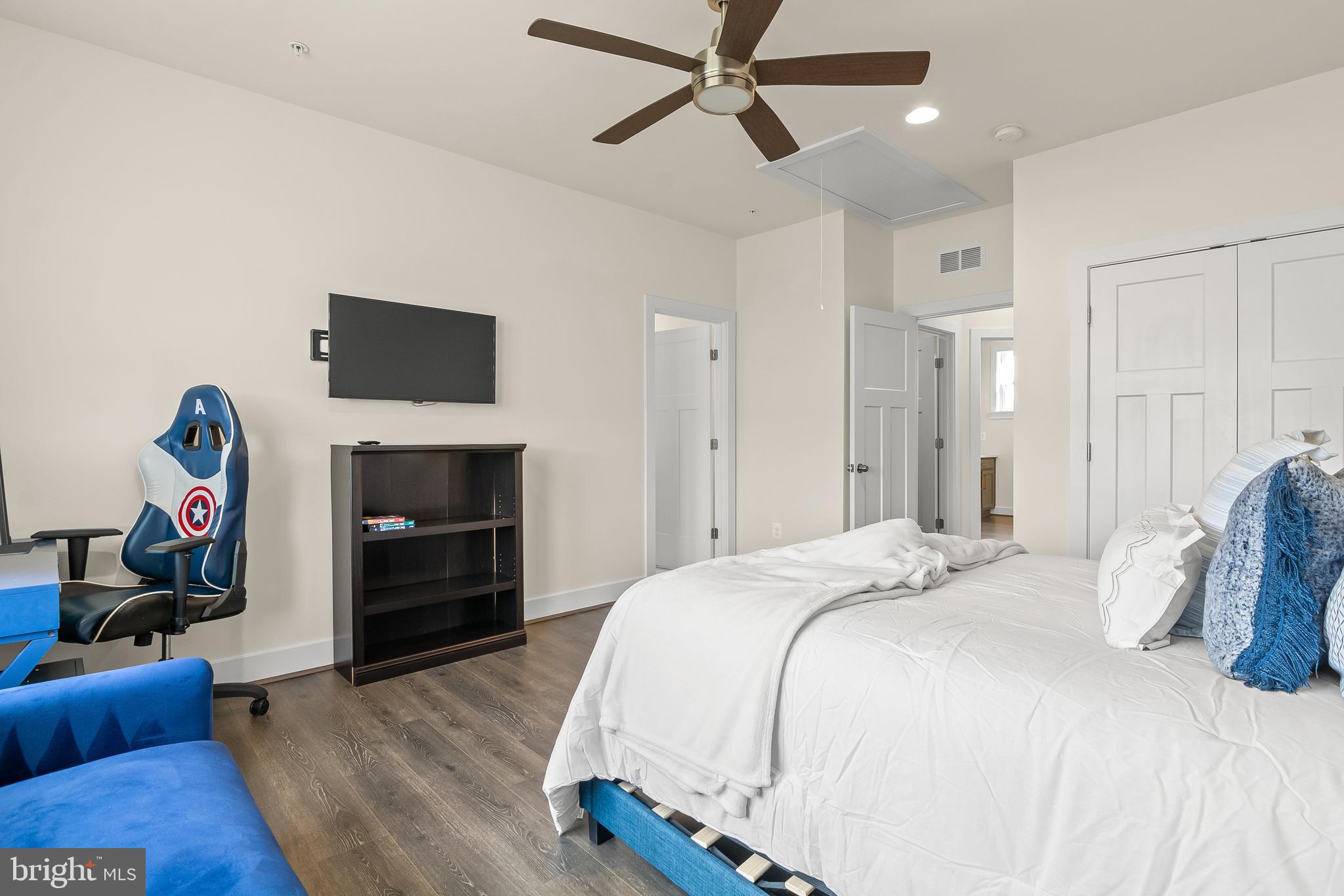 SOUTHERN HILLS - Residential