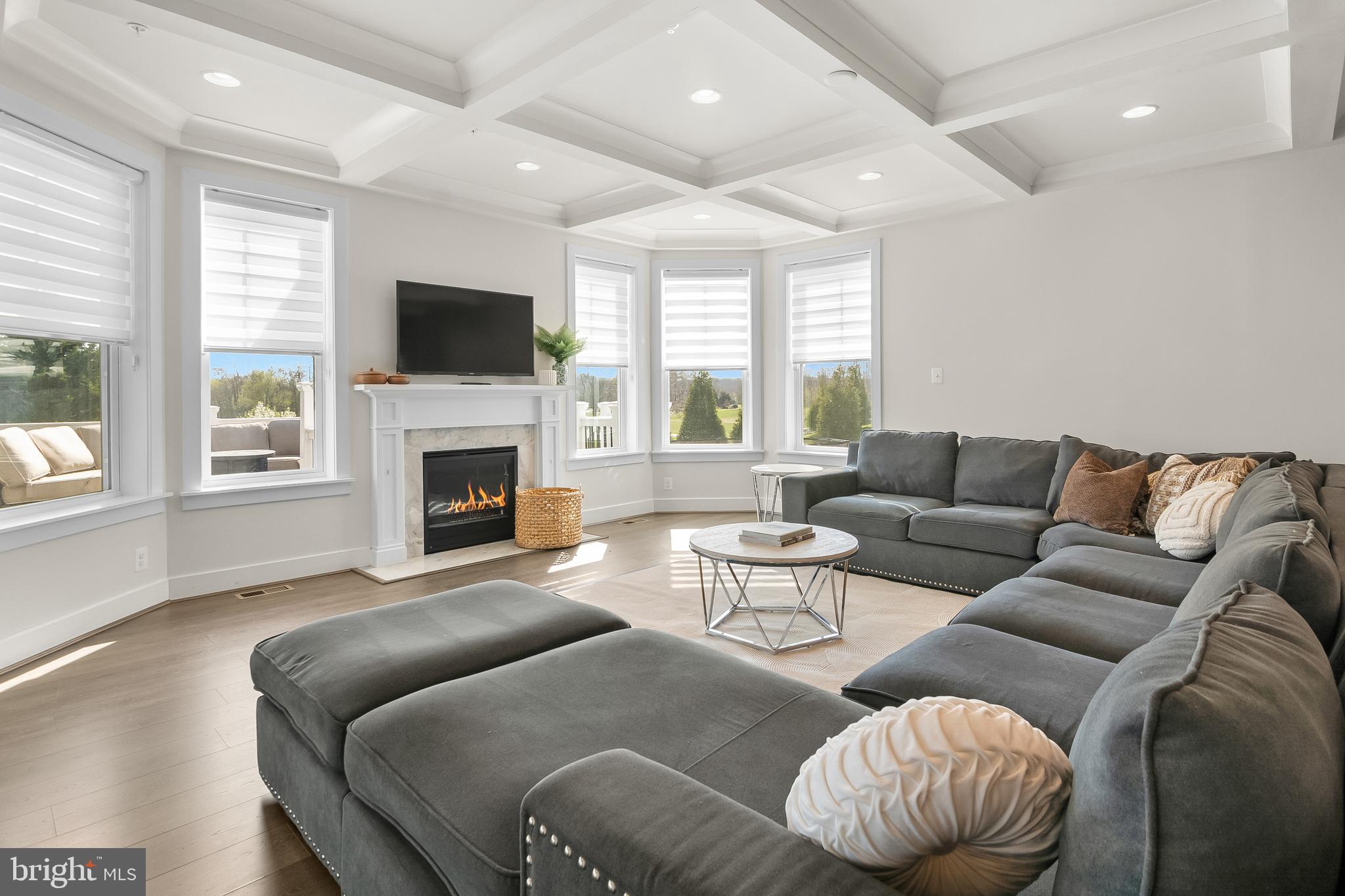 SOUTHERN HILLS - Residential