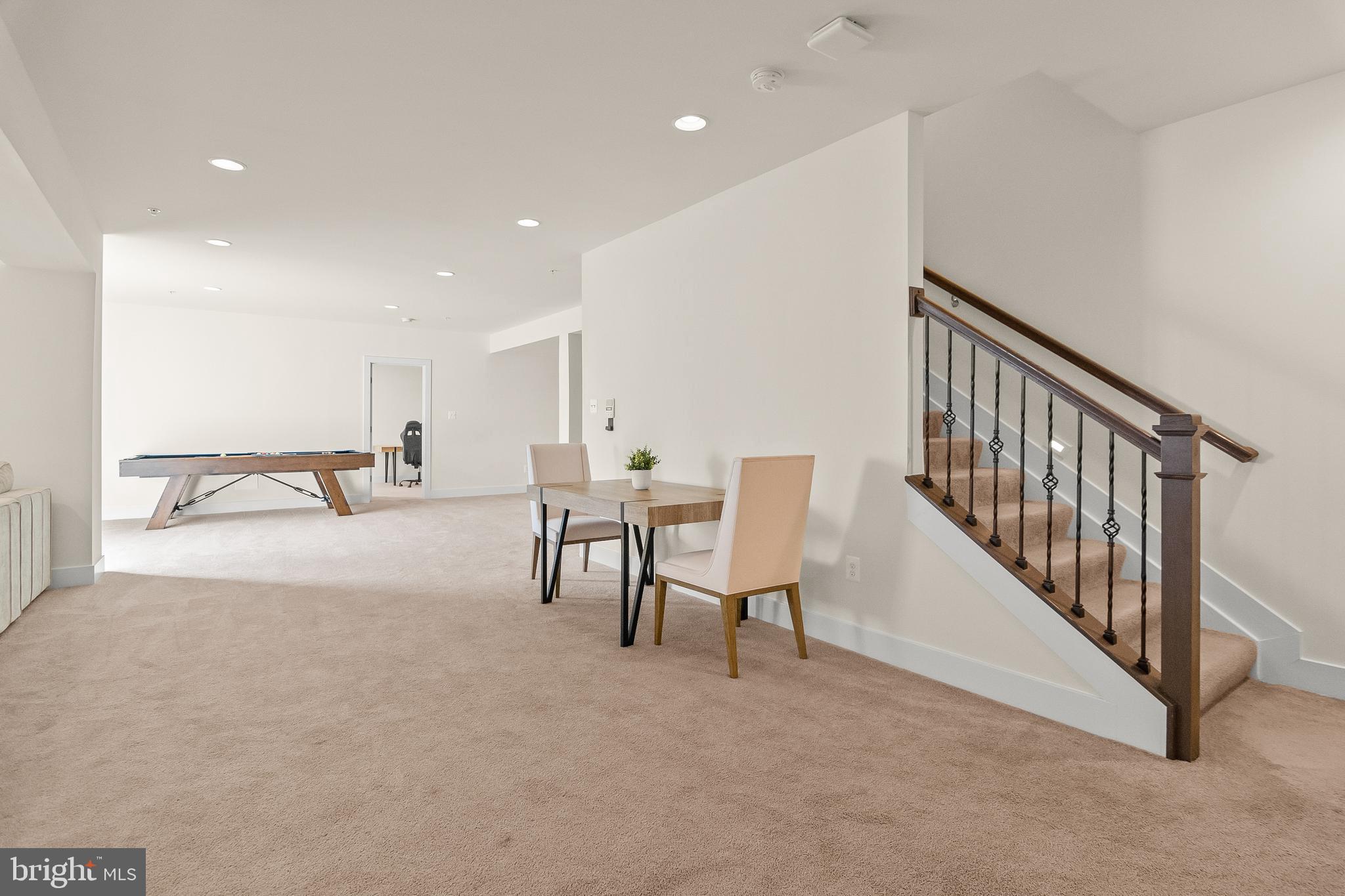 SOUTHERN HILLS - Residential