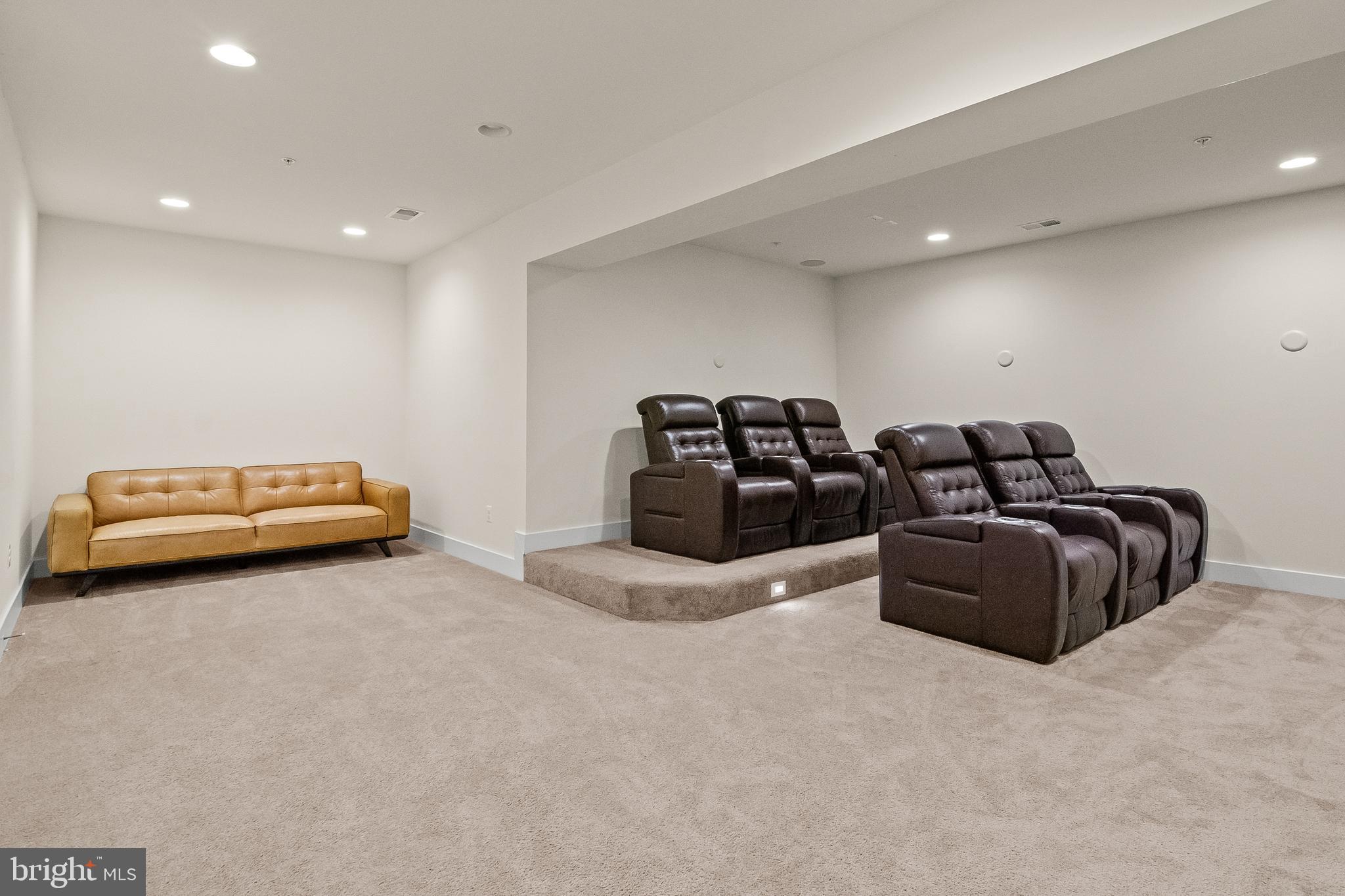 SOUTHERN HILLS - Residential