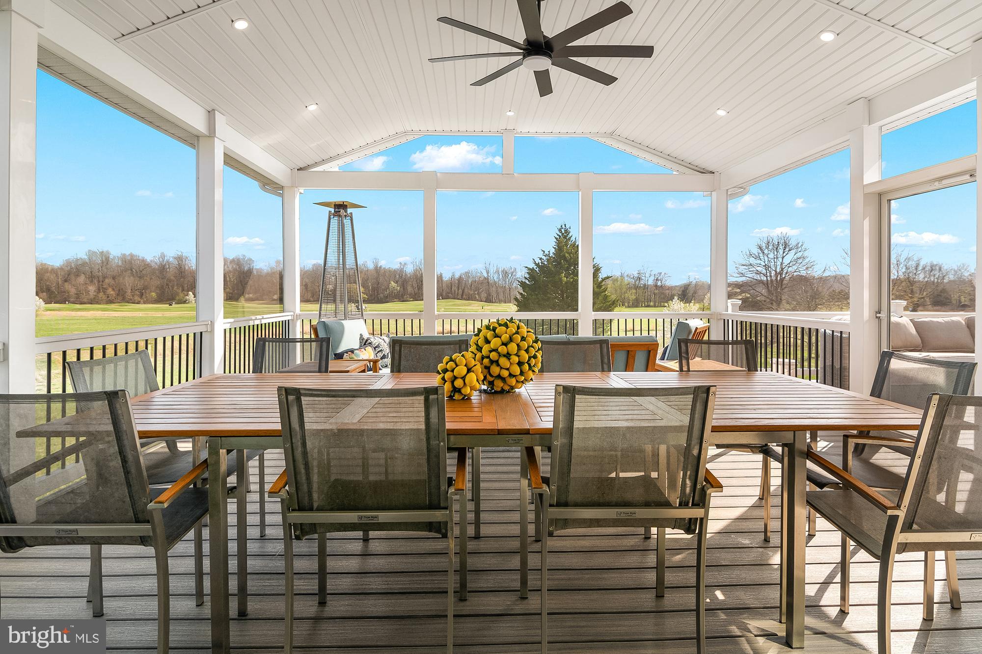 SOUTHERN HILLS - Residential