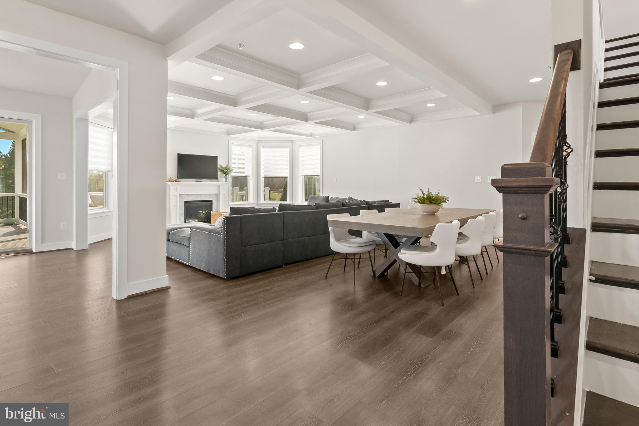 SOUTHERN HILLS - Residential