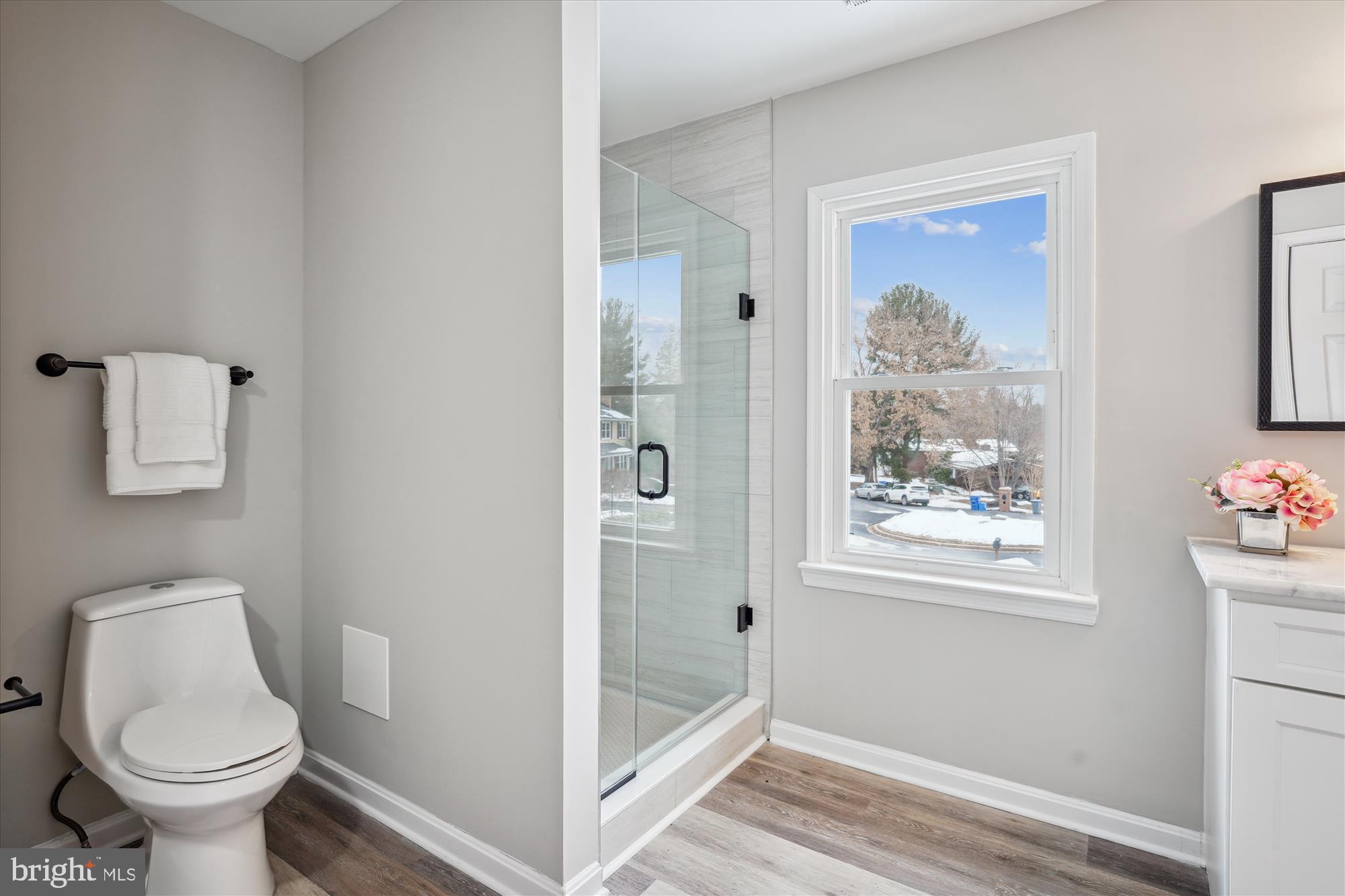 PIONEER HILLS - Residential