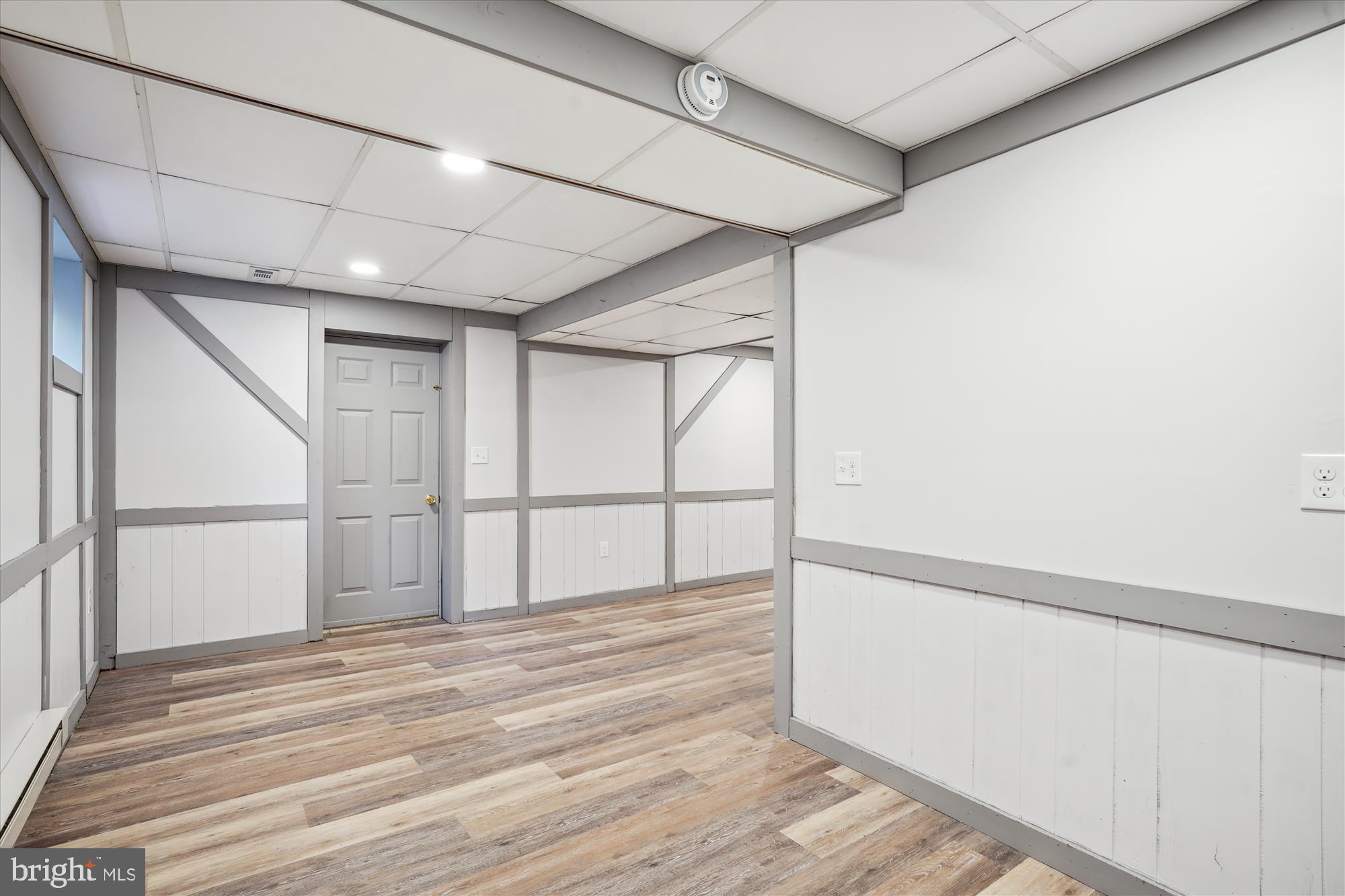 PIONEER HILLS - Residential