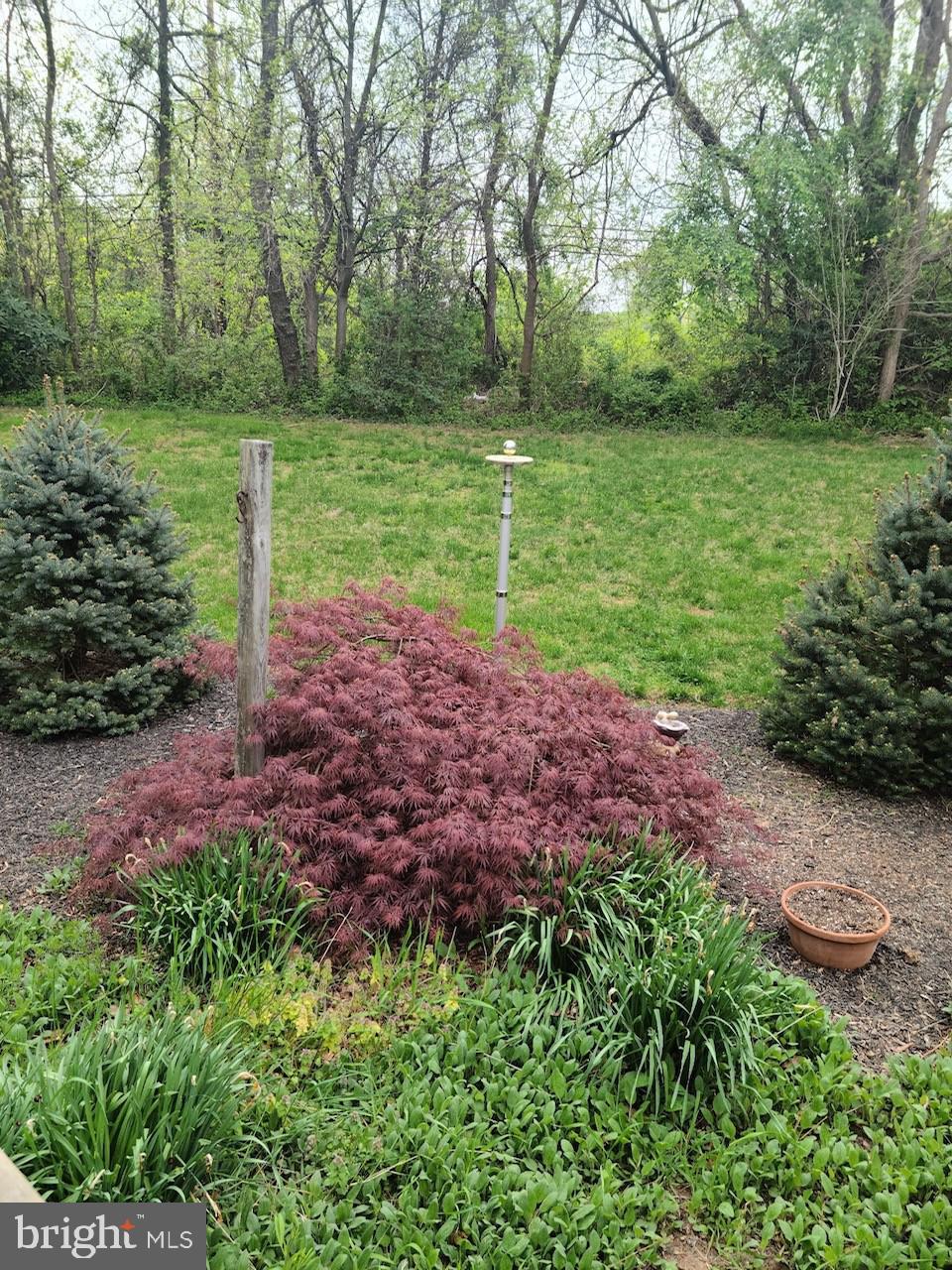 PIONEER HILLS - Residential