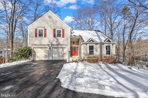 4302 ORKNEY COURT WOODBRIDGE VA 22192