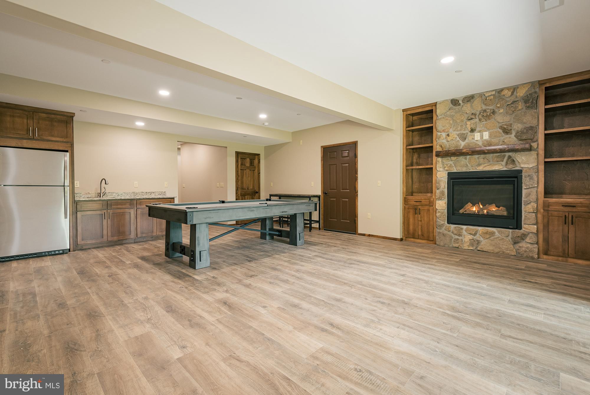 THOUSAND ACRES AT DCL - Residential