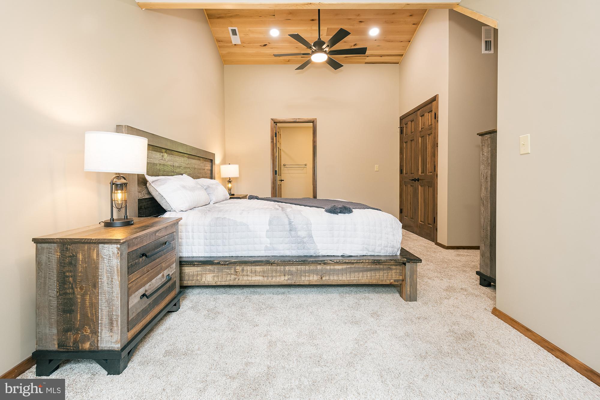 THOUSAND ACRES AT DCL - Residential