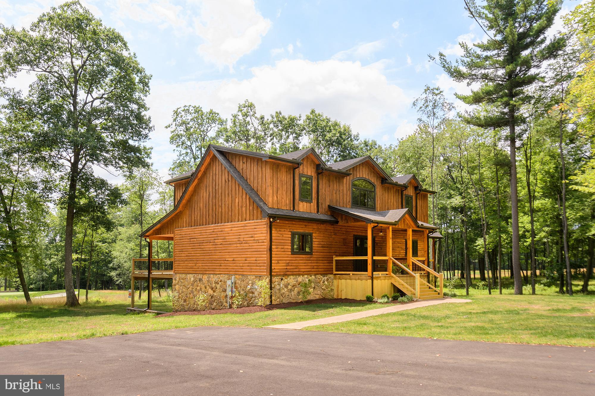 THOUSAND ACRES AT DCL - Residential