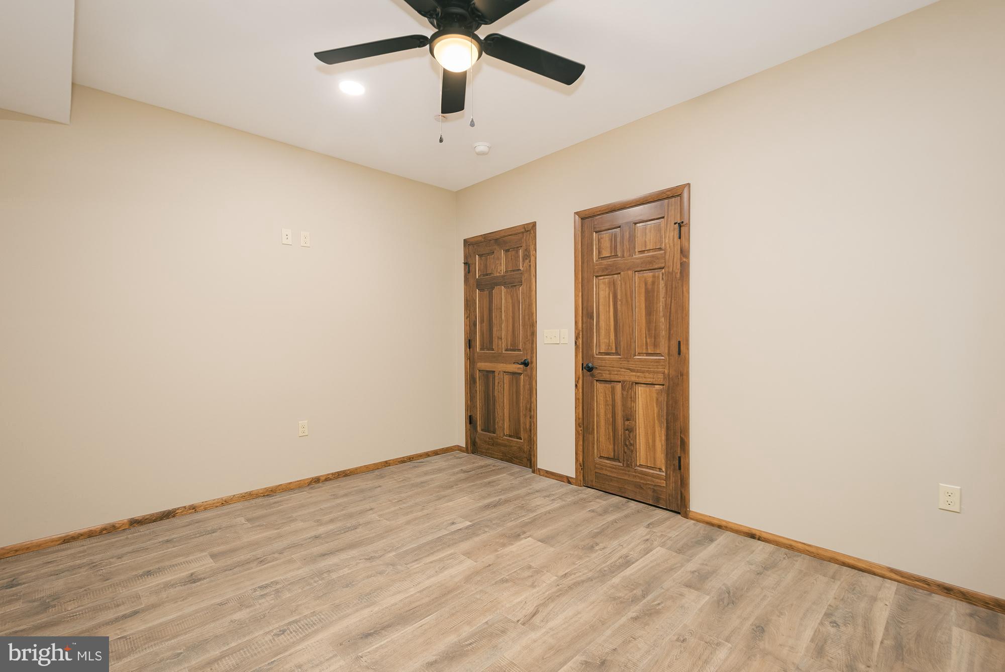 THOUSAND ACRES AT DCL - Residential