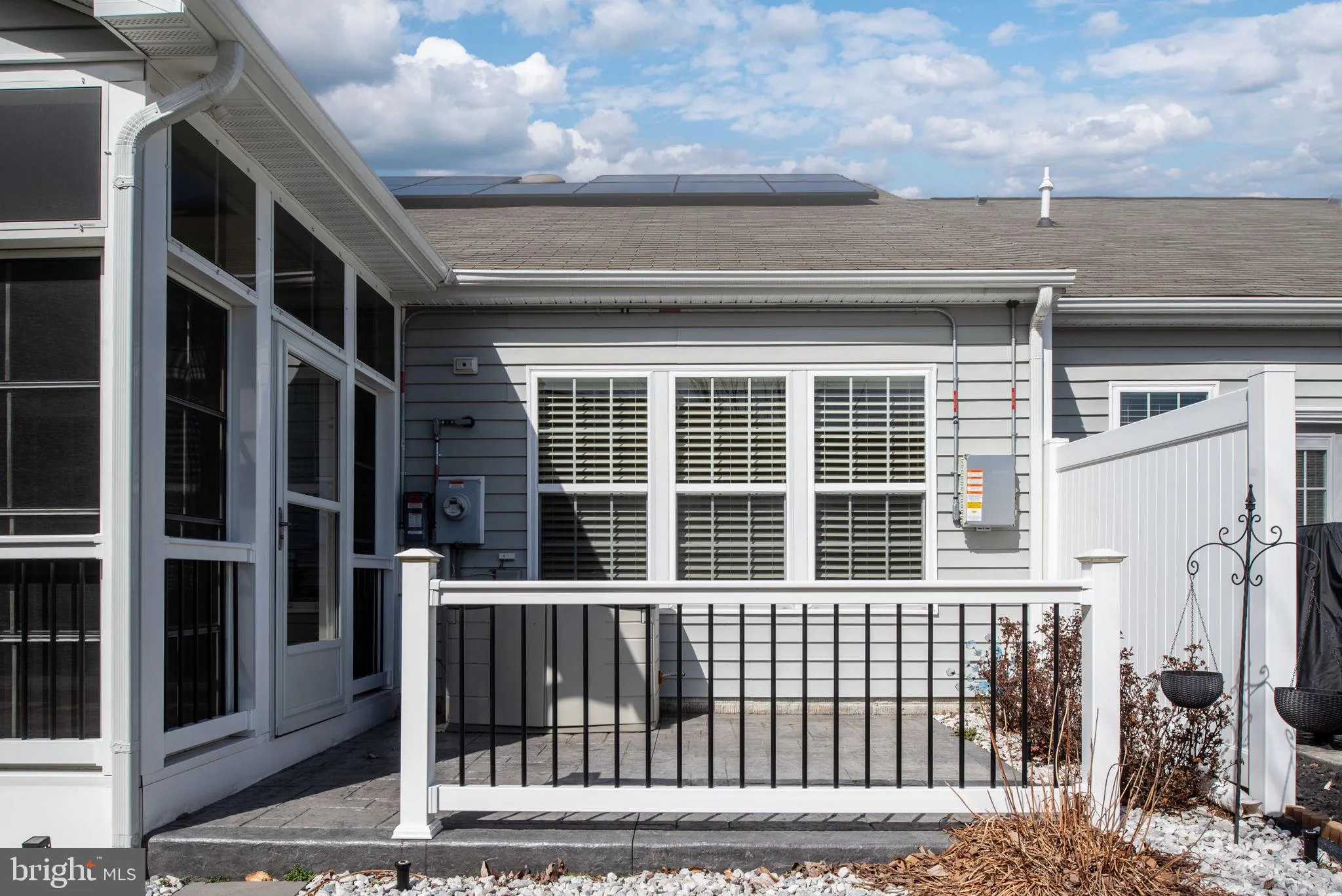 Fredericksburg, Virginia 22406, United States, 2 Bedrooms Bedrooms, ,2 BathroomsBathrooms,Residential,Contingent,85312