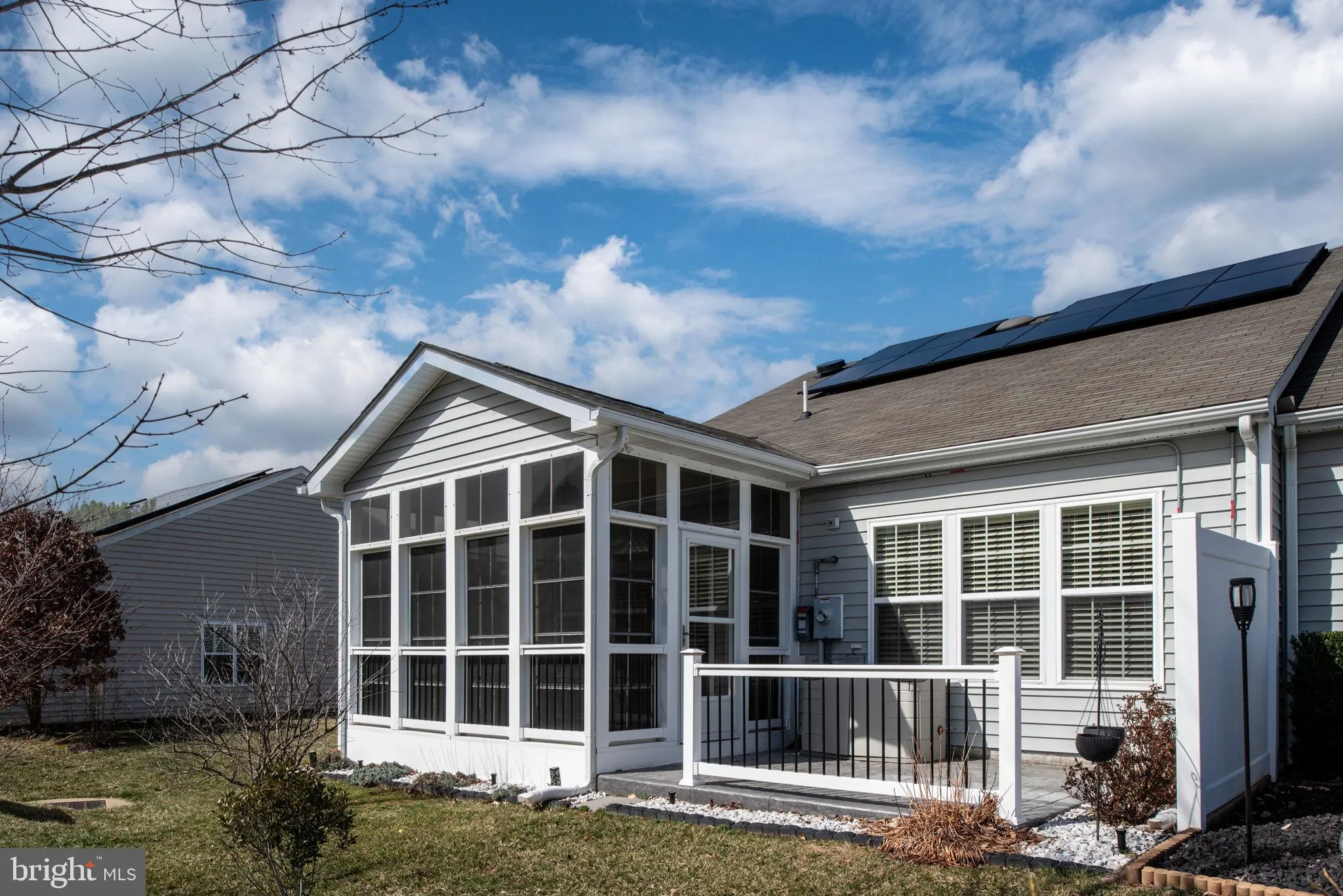 Fredericksburg, Virginia 22406, United States, 2 Bedrooms Bedrooms, ,2 BathroomsBathrooms,Residential,Contingent,85312