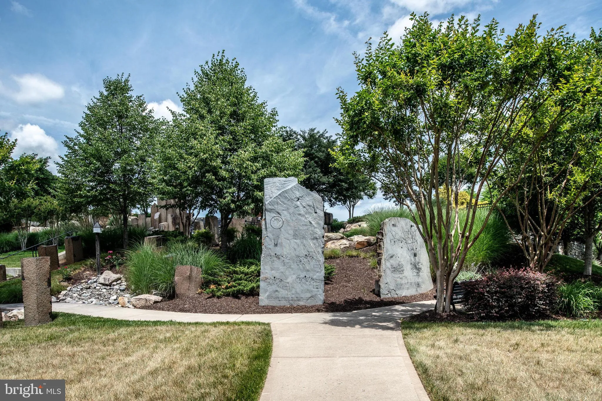 Fredericksburg, Virginia 22406, United States, 2 Bedrooms Bedrooms, ,2 BathroomsBathrooms,Residential,Contingent,85312