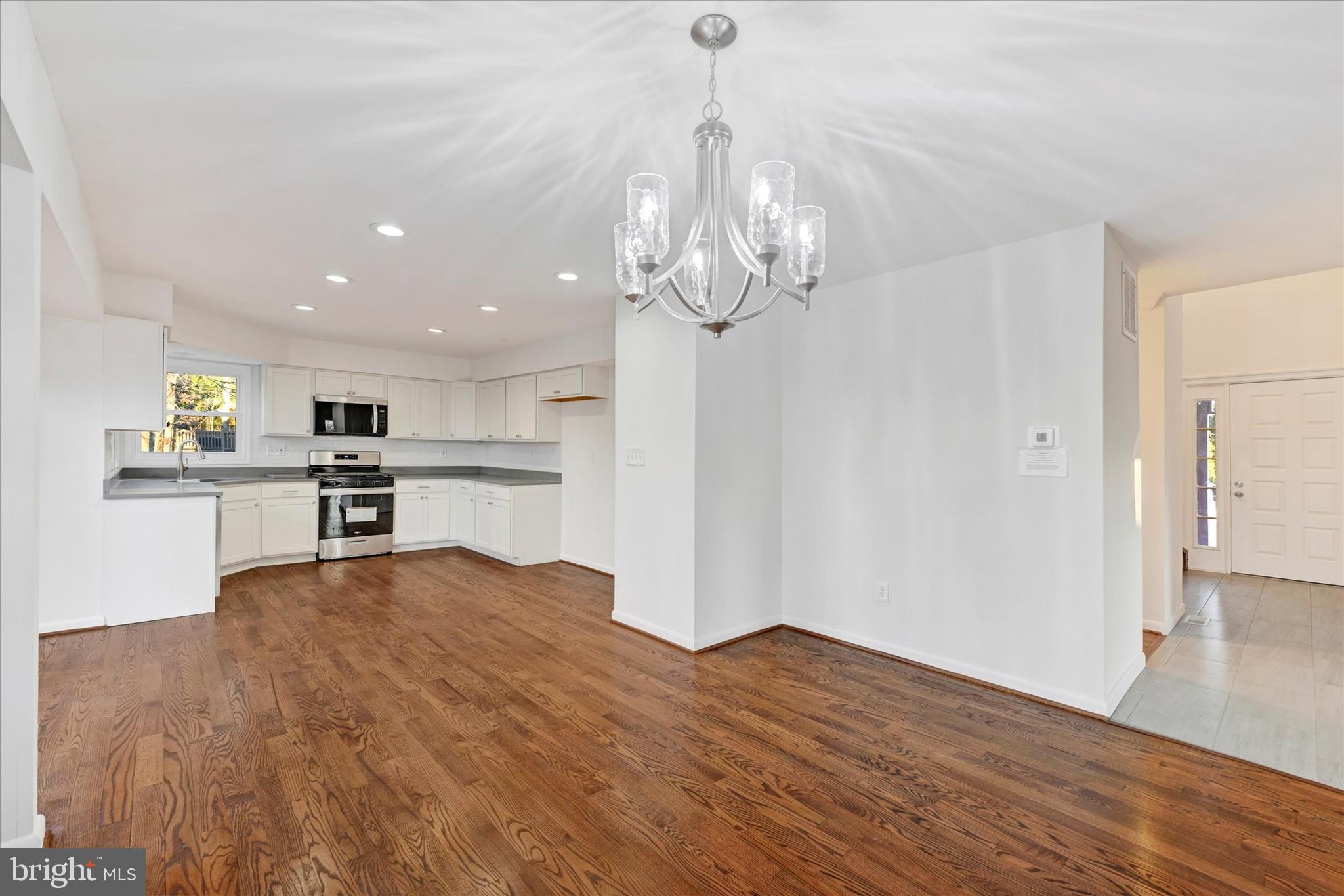 BONNIE ACRES - Residential