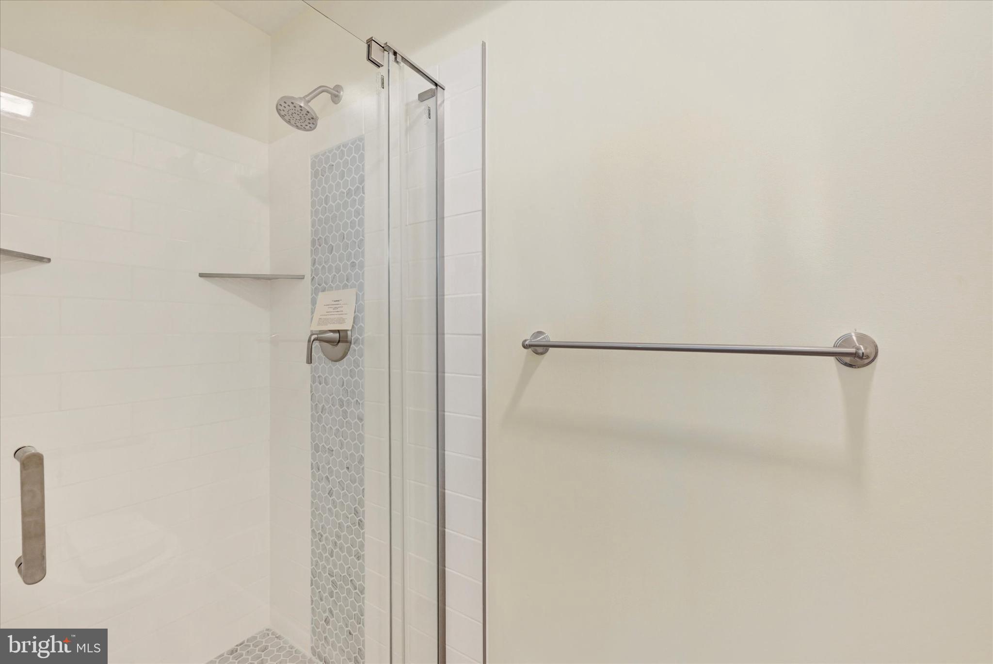 BONNIE ACRES - Residential