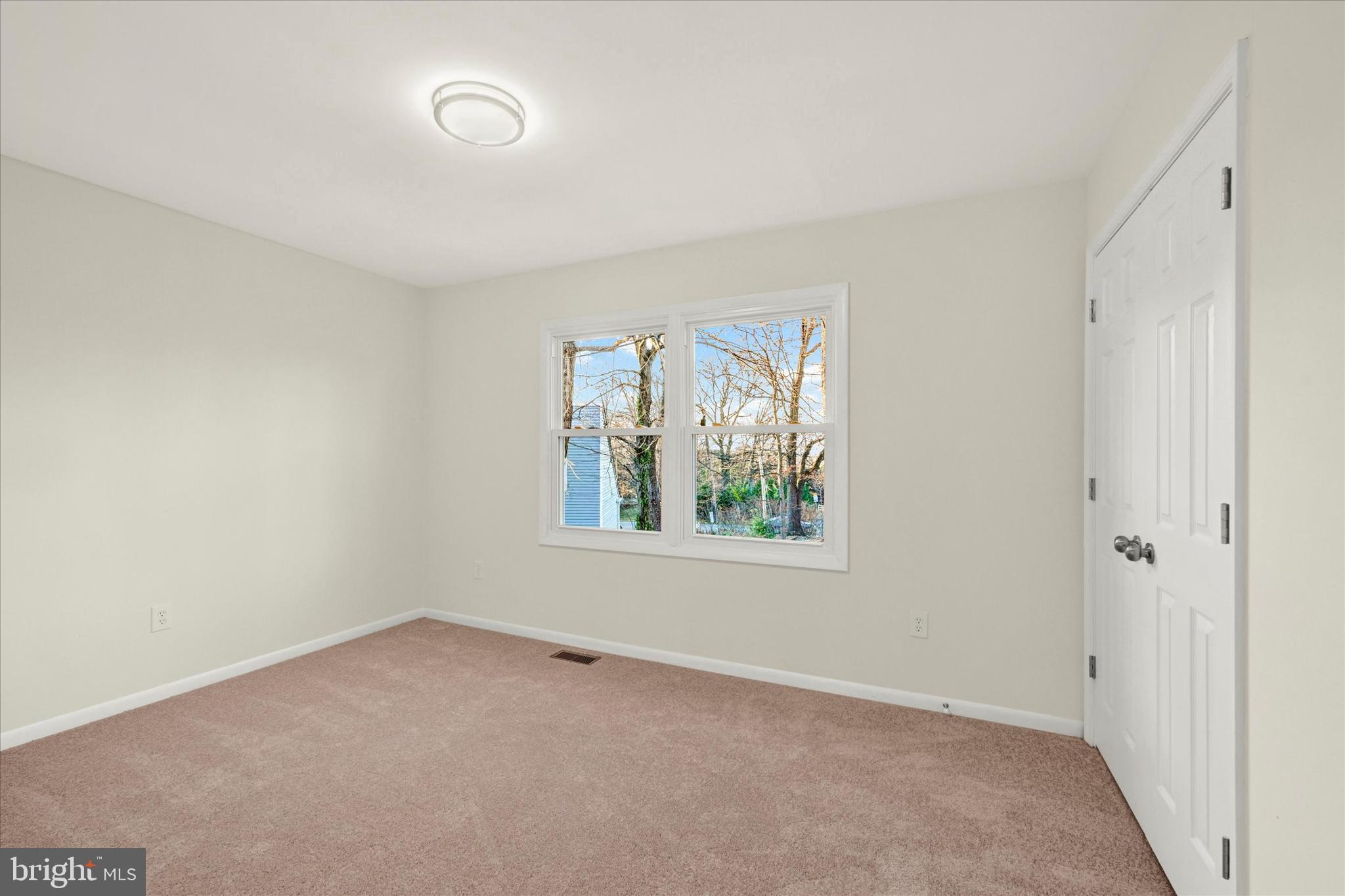 BONNIE ACRES - Residential