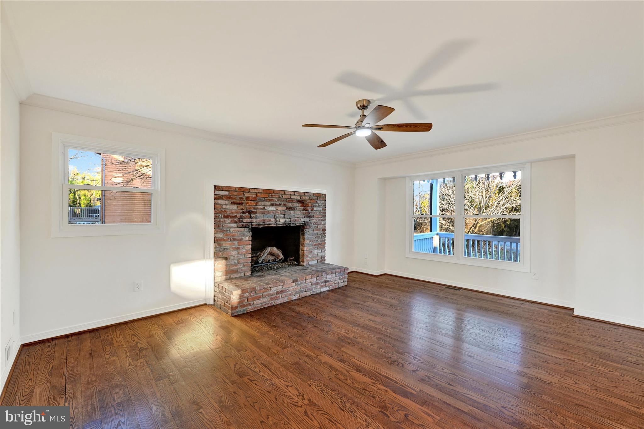 5112 BONNIE BRAE COURT