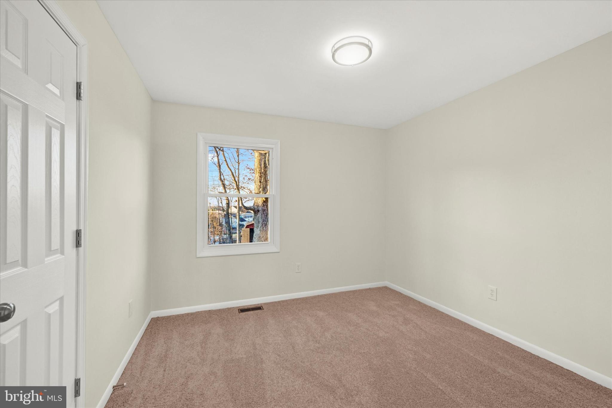 BONNIE ACRES - Residential