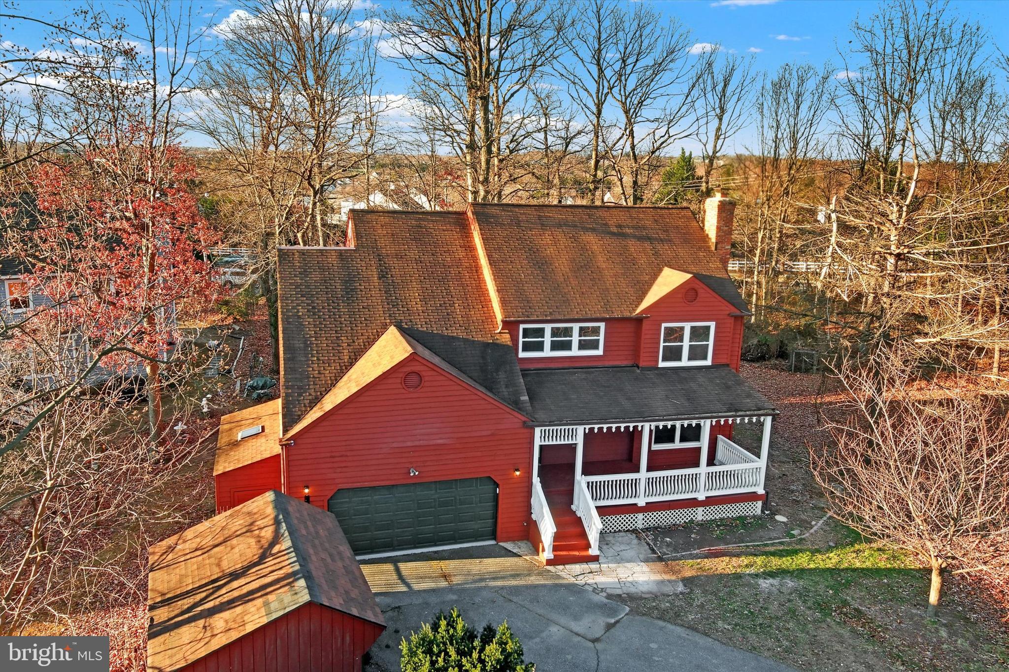 5112 BONNIE BRAE COURT