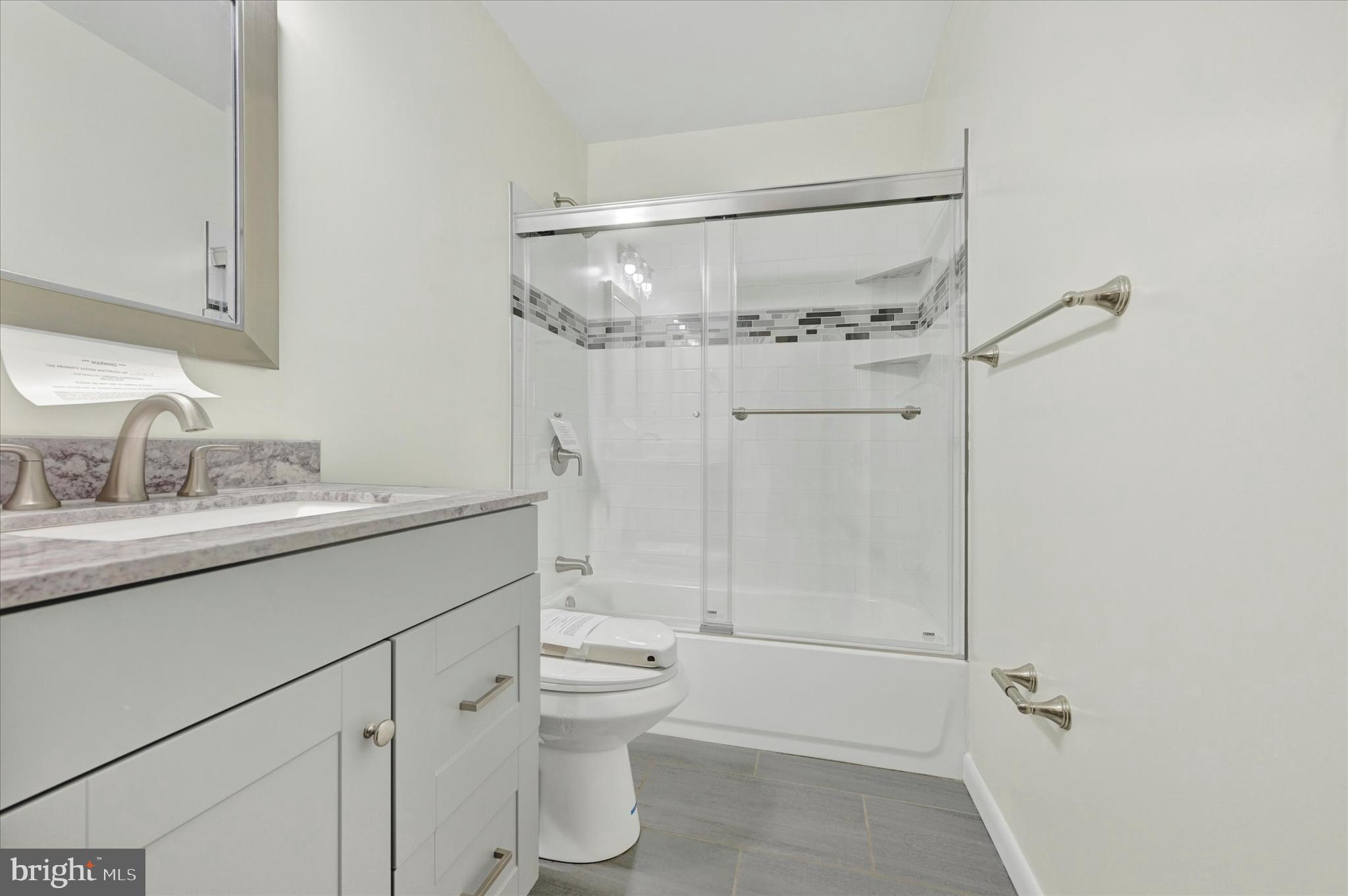 BONNIE ACRES - Residential