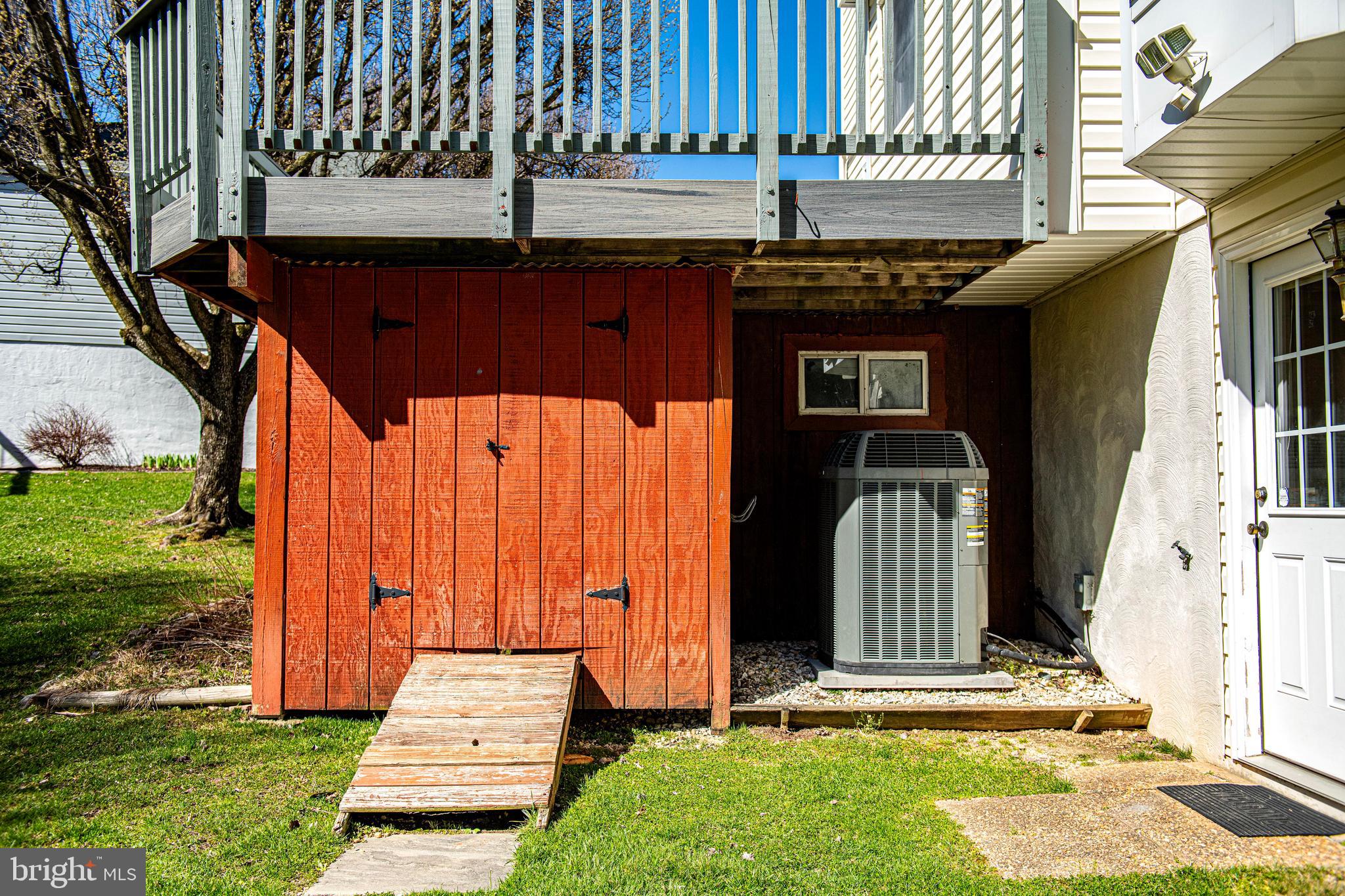 FERGUSON MEADOWS - Residential