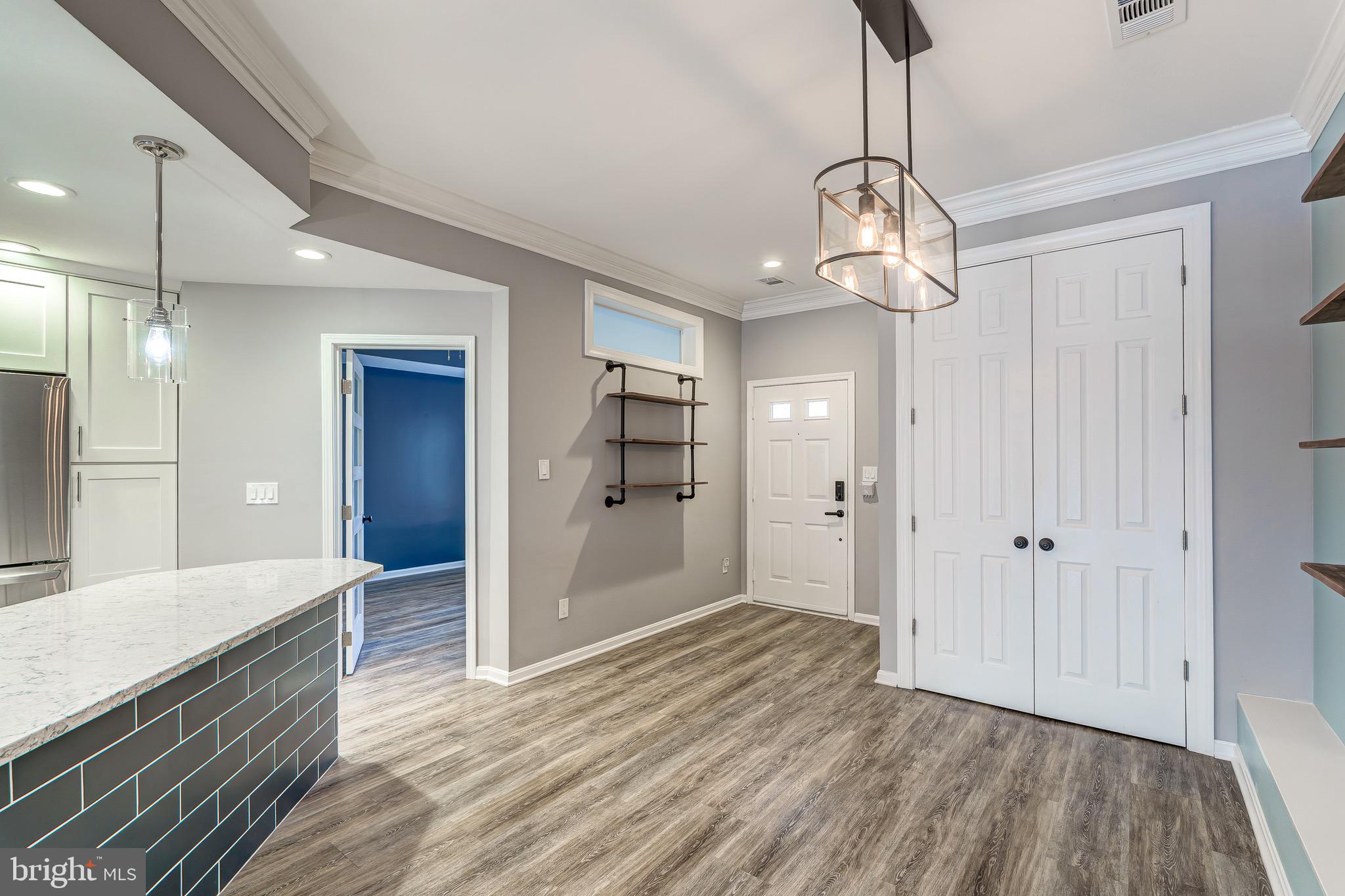 HARBOR POINT - Residential