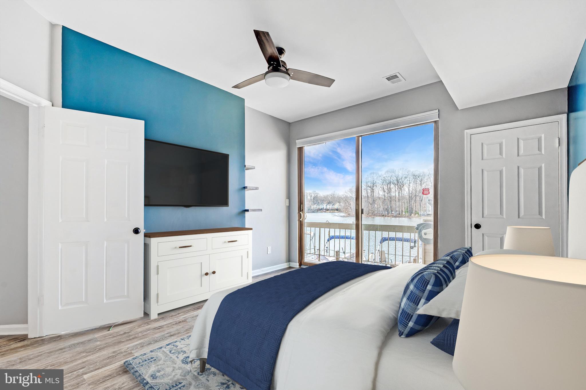 HARBOR POINT - Residential