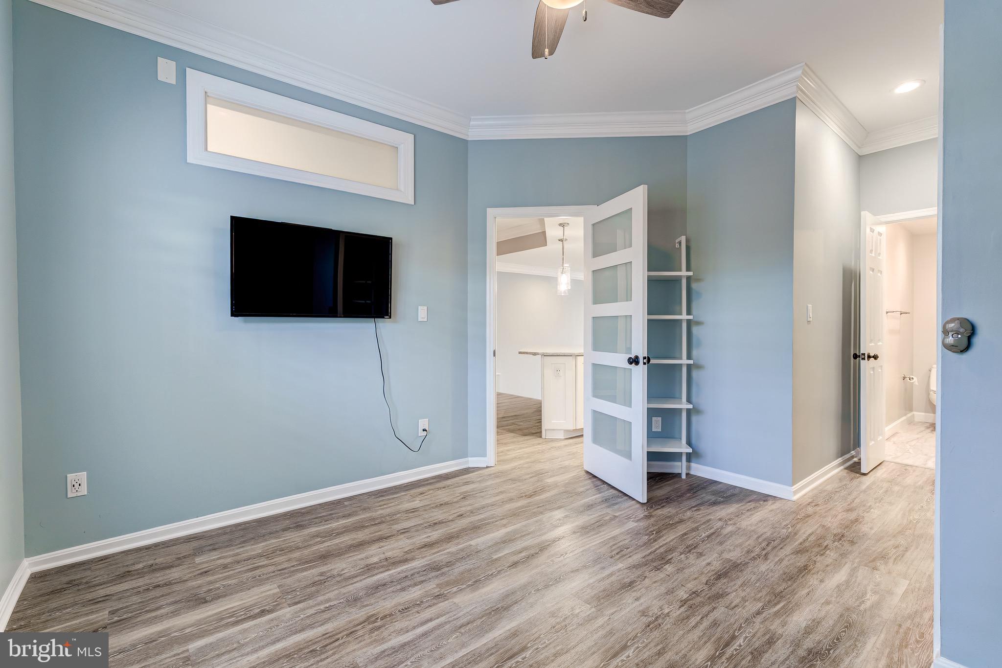 HARBOR POINT - Residential