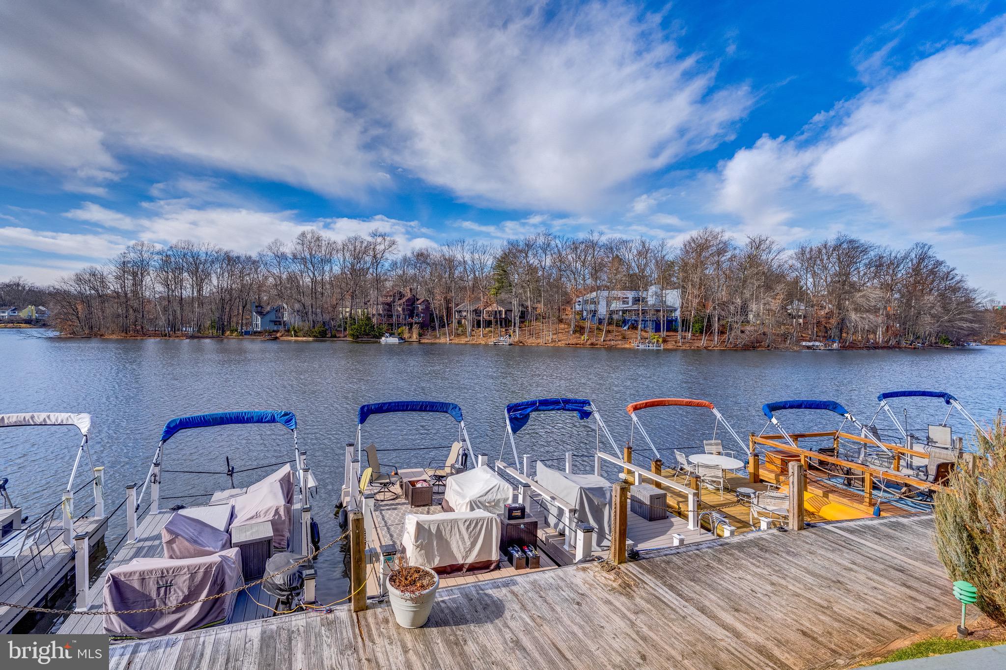 HARBOR POINT - Residential